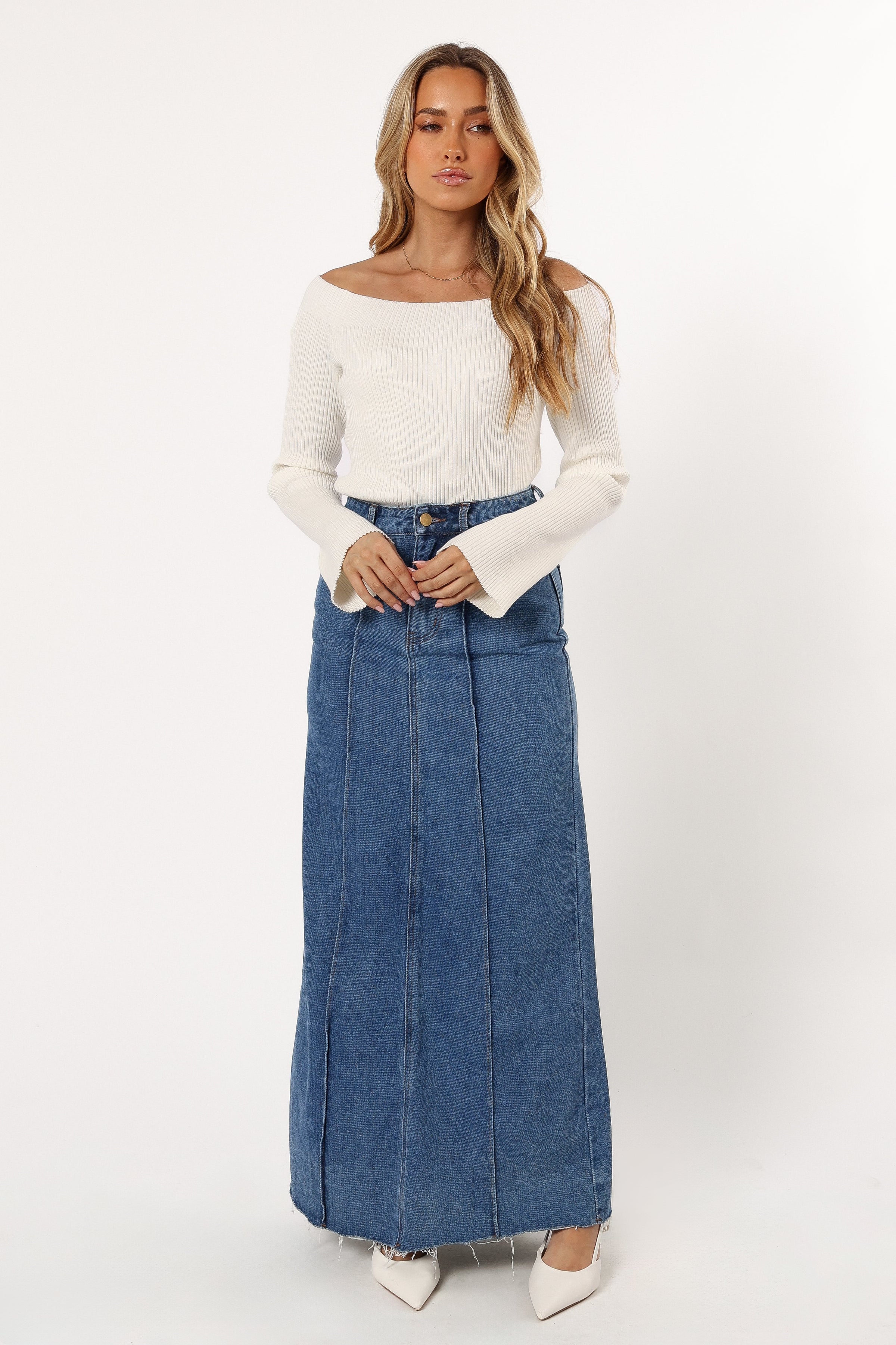 TOPS @Micayla Top - White (Hold for Winter Essentials)