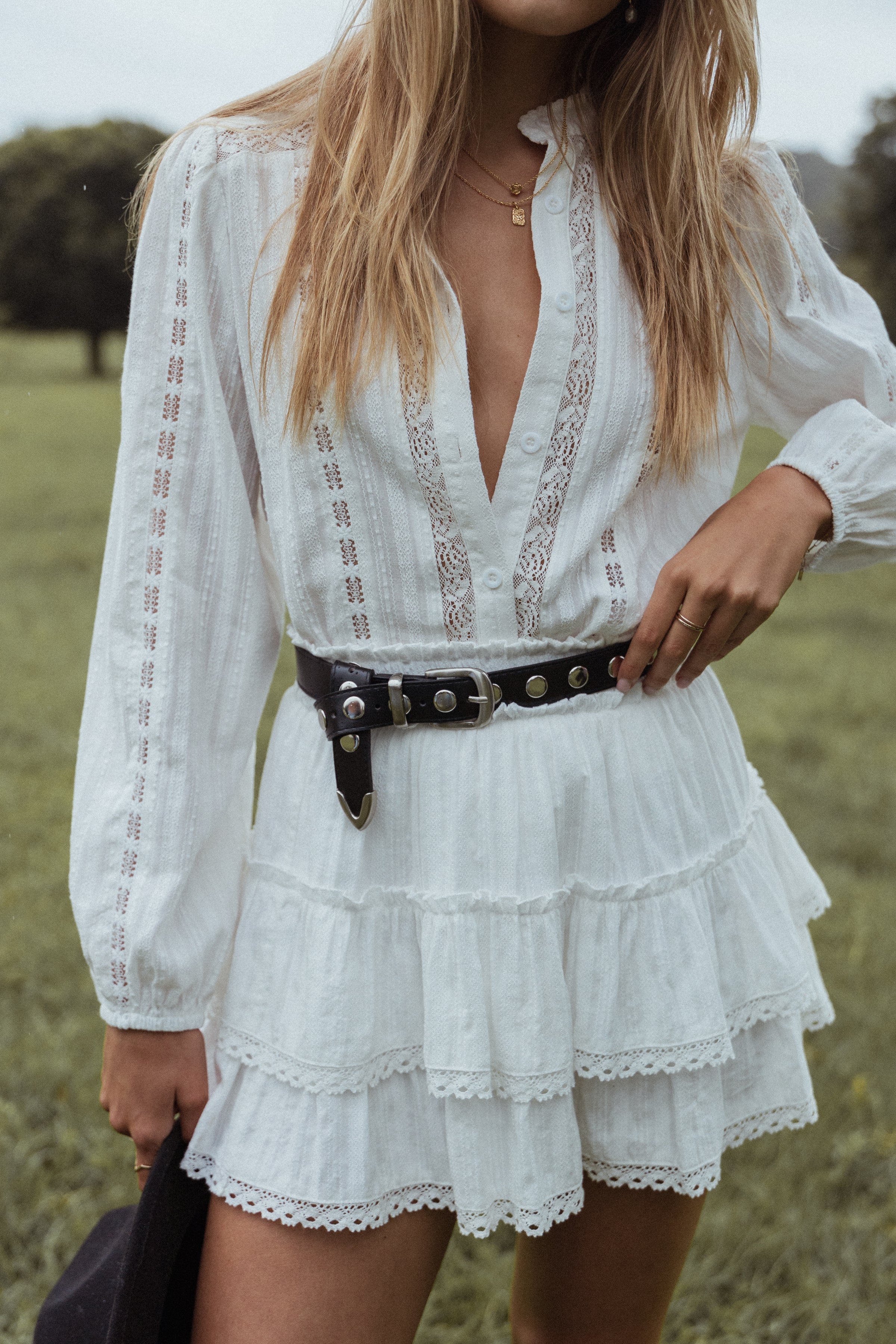 TOPS Nea Lace Detail Top - White