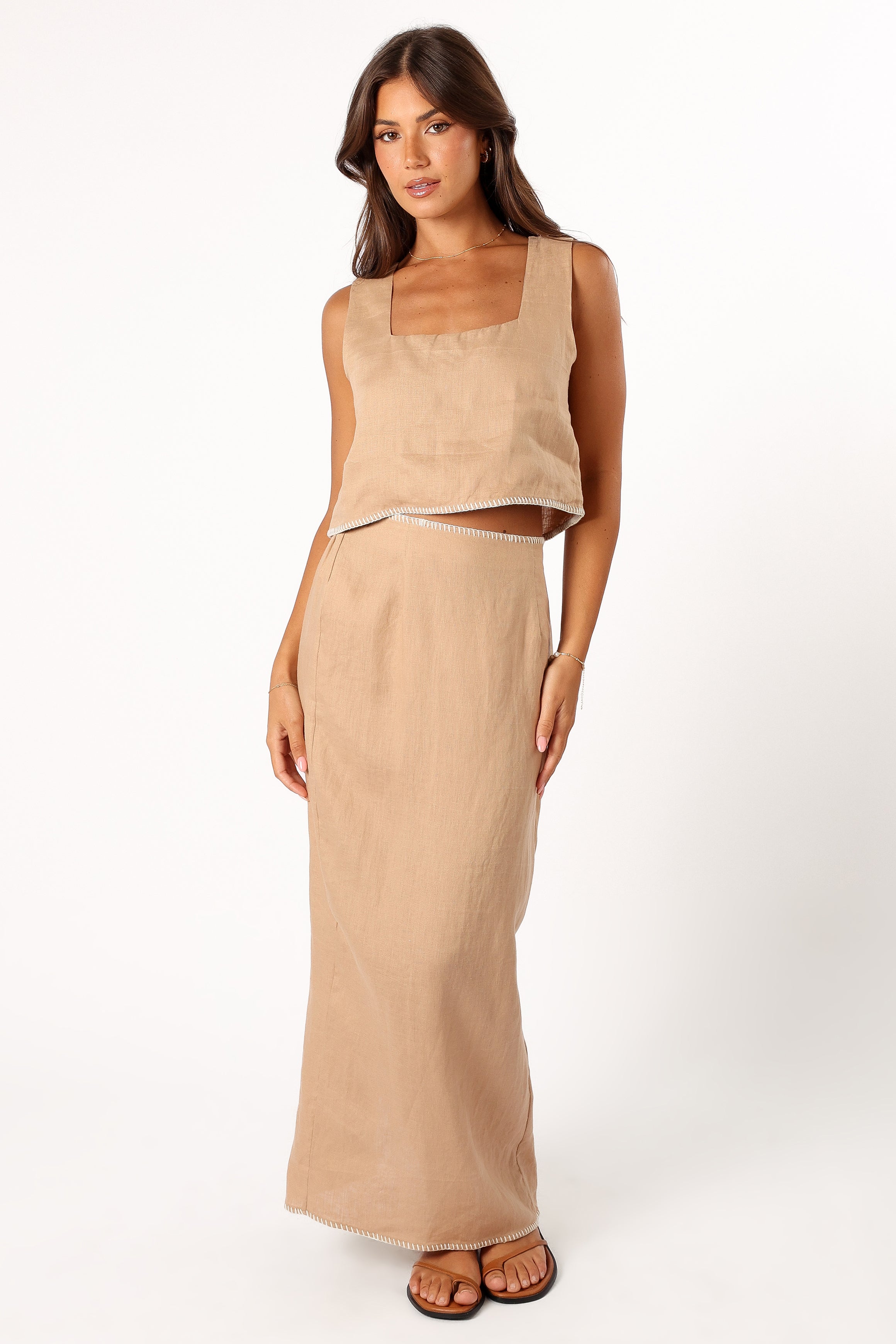 TOPS @Odette Top - Camel (Hold for Sundial)