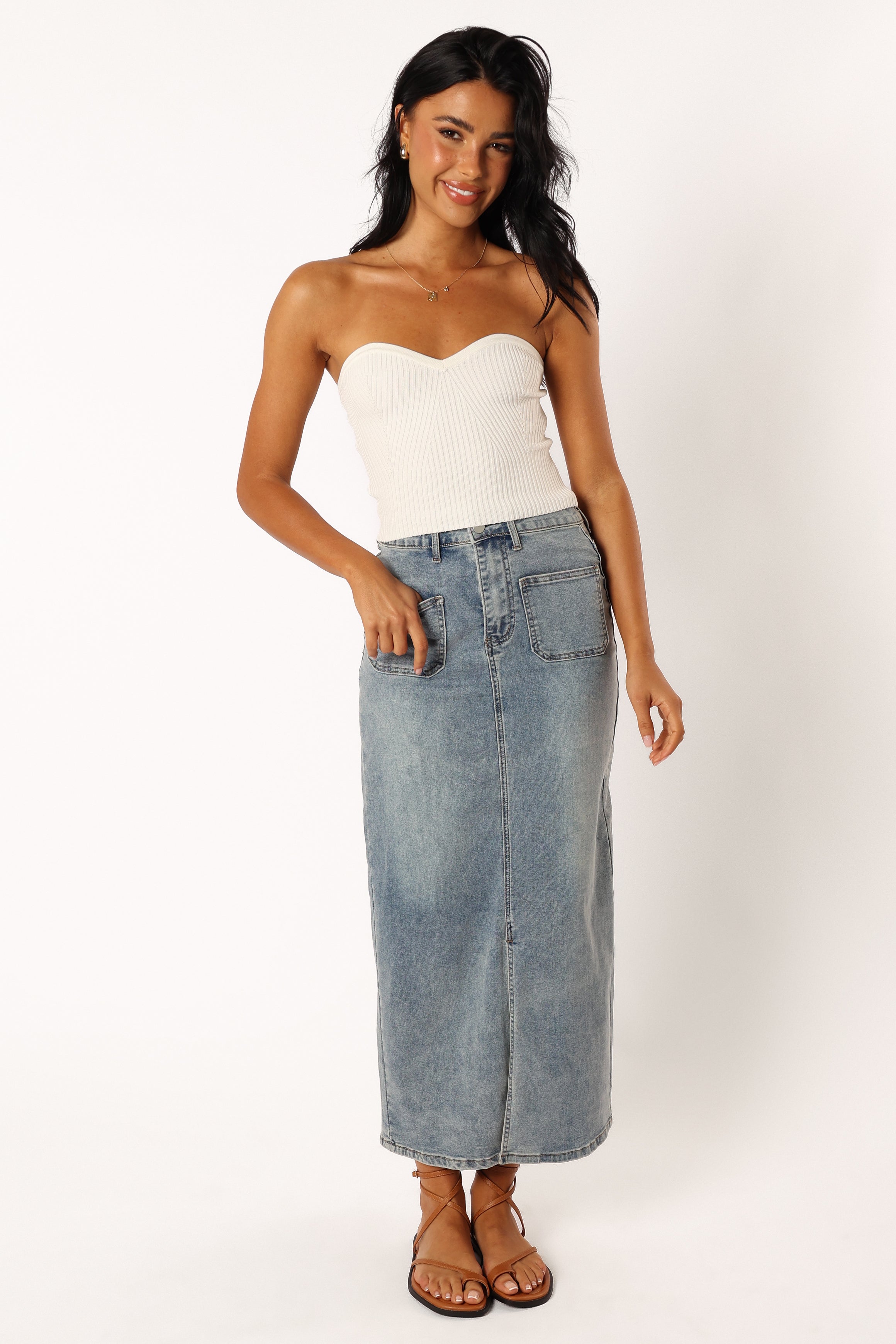 TOPS @Pari Strapless Knit Top - White