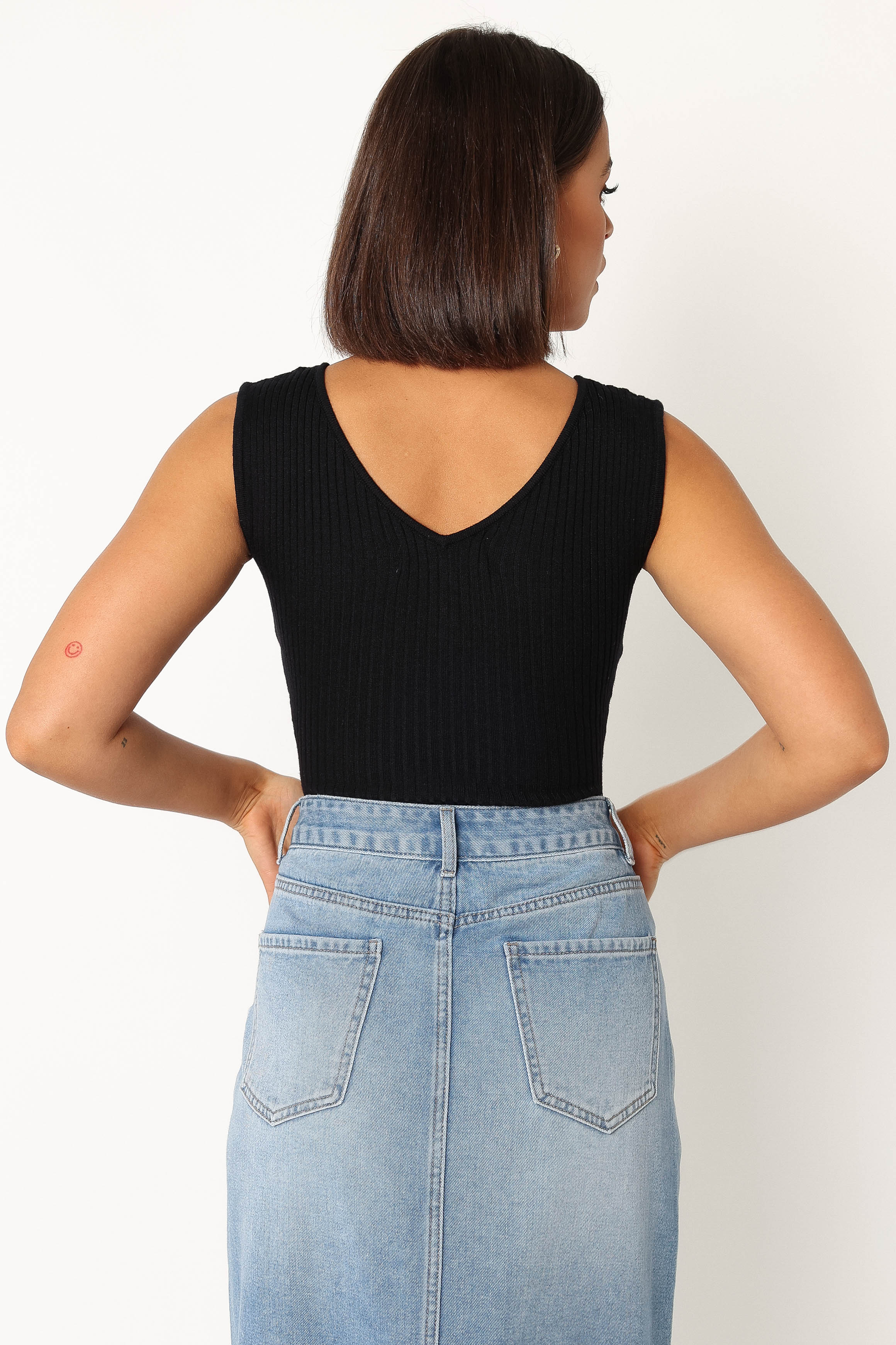 TOPS @Remi Bodysuit - Black