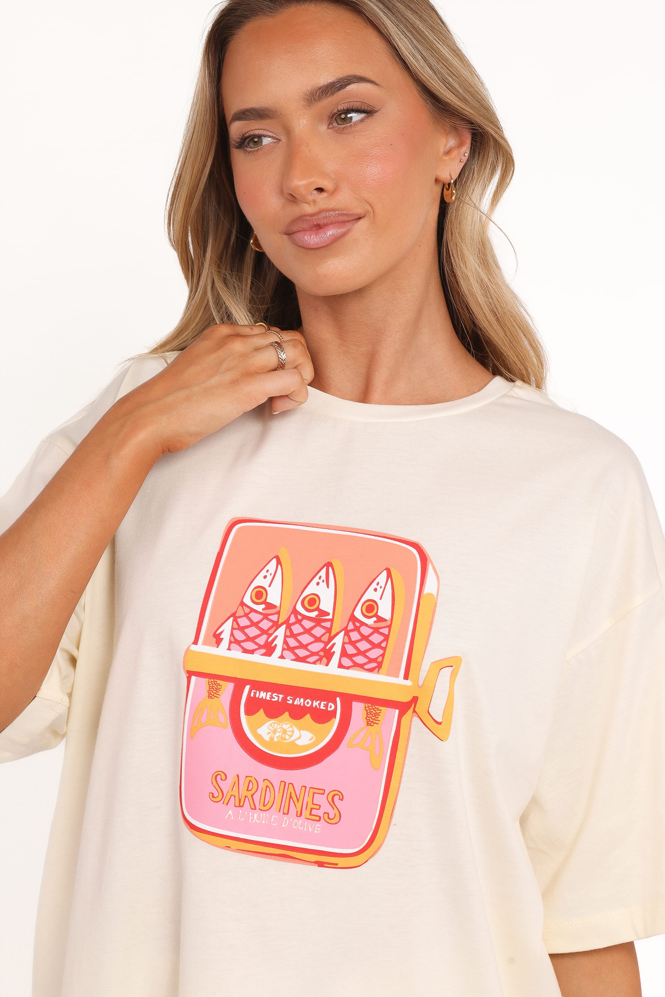 TOPS Sardines Tee - Pale Yellow