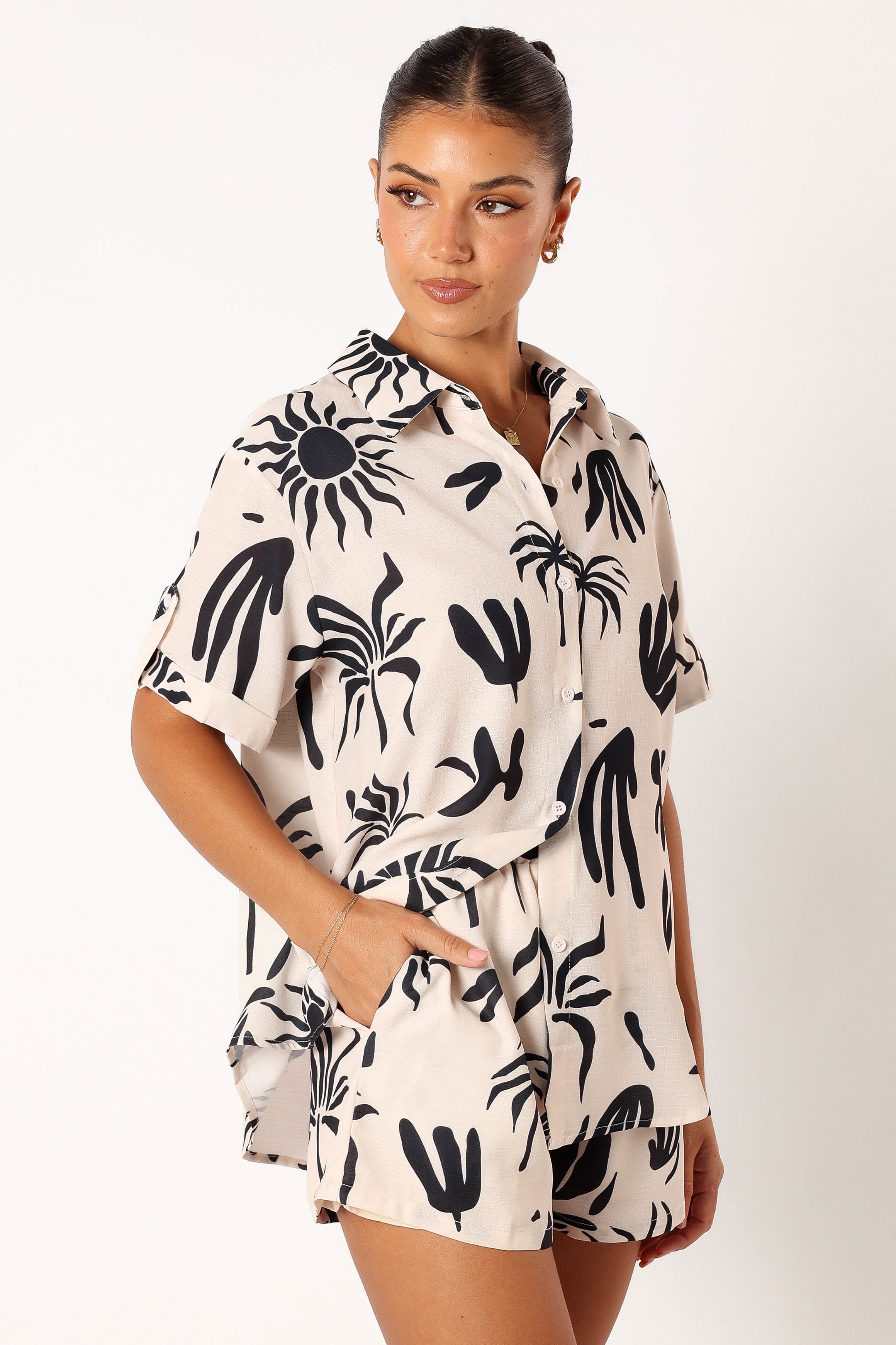 TOPS @Sawyer Short Sleeve Shirt - Beige Black