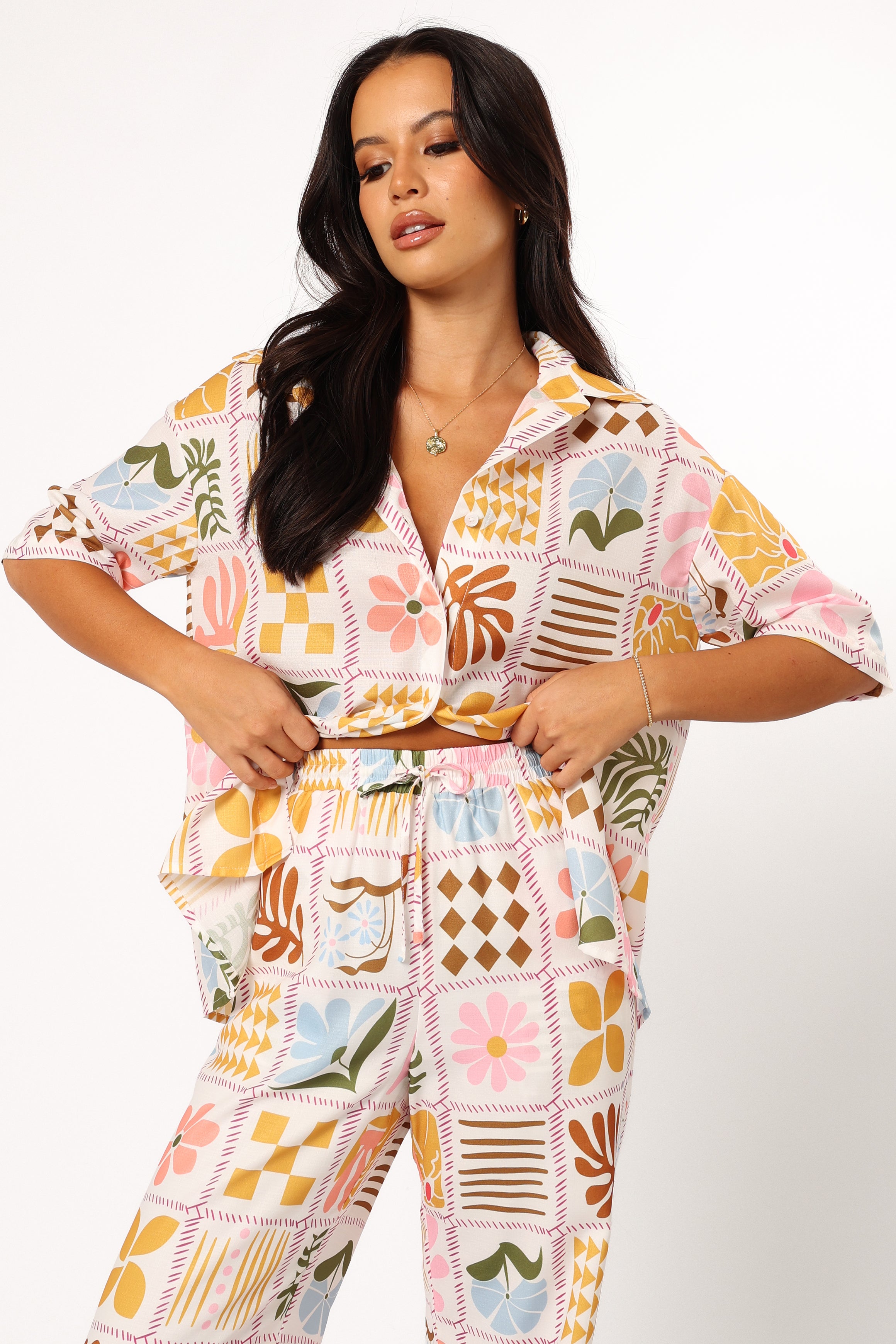 TOPS @Shay Top - White Multi