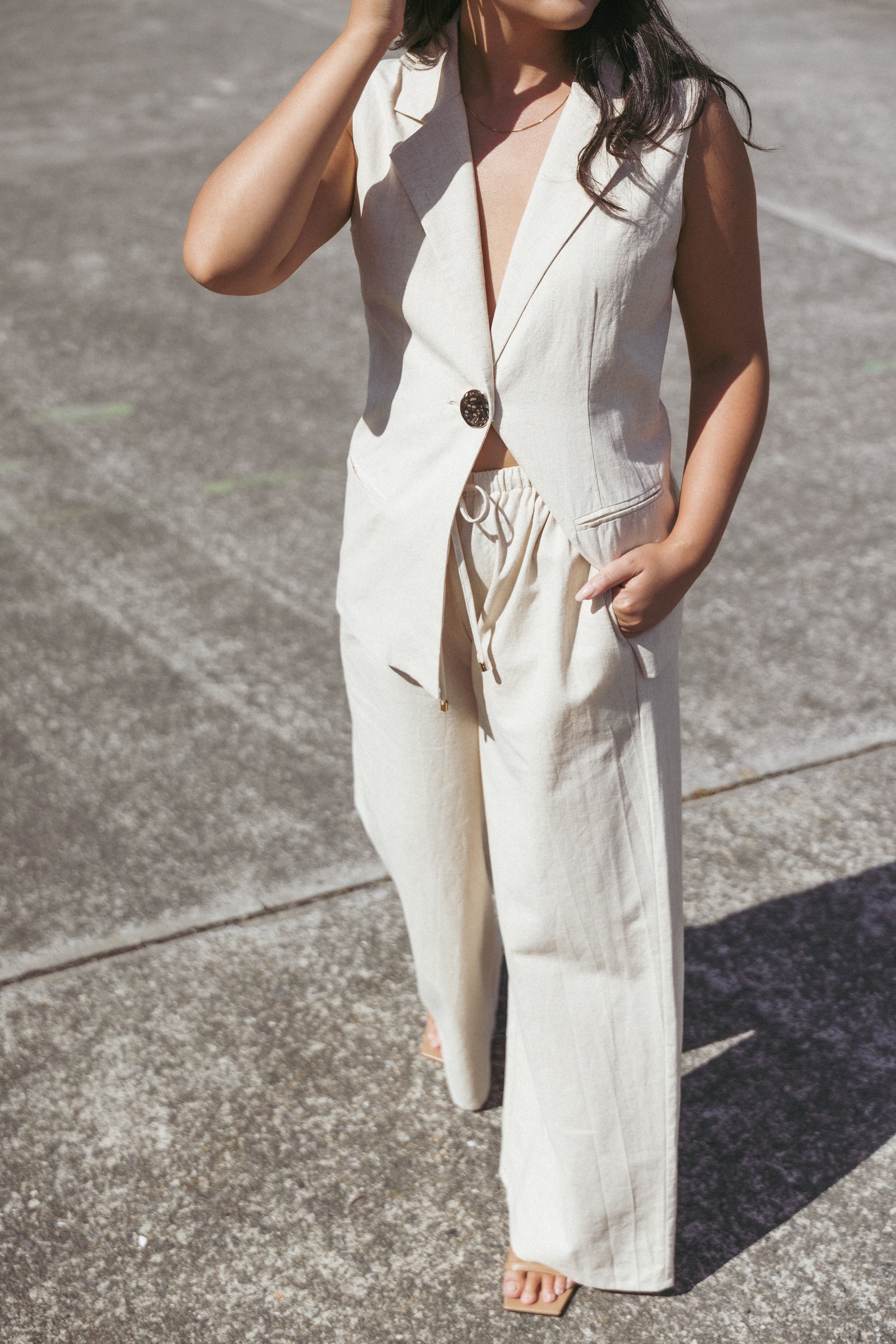 TOPS Trula Vest - Oatmeal