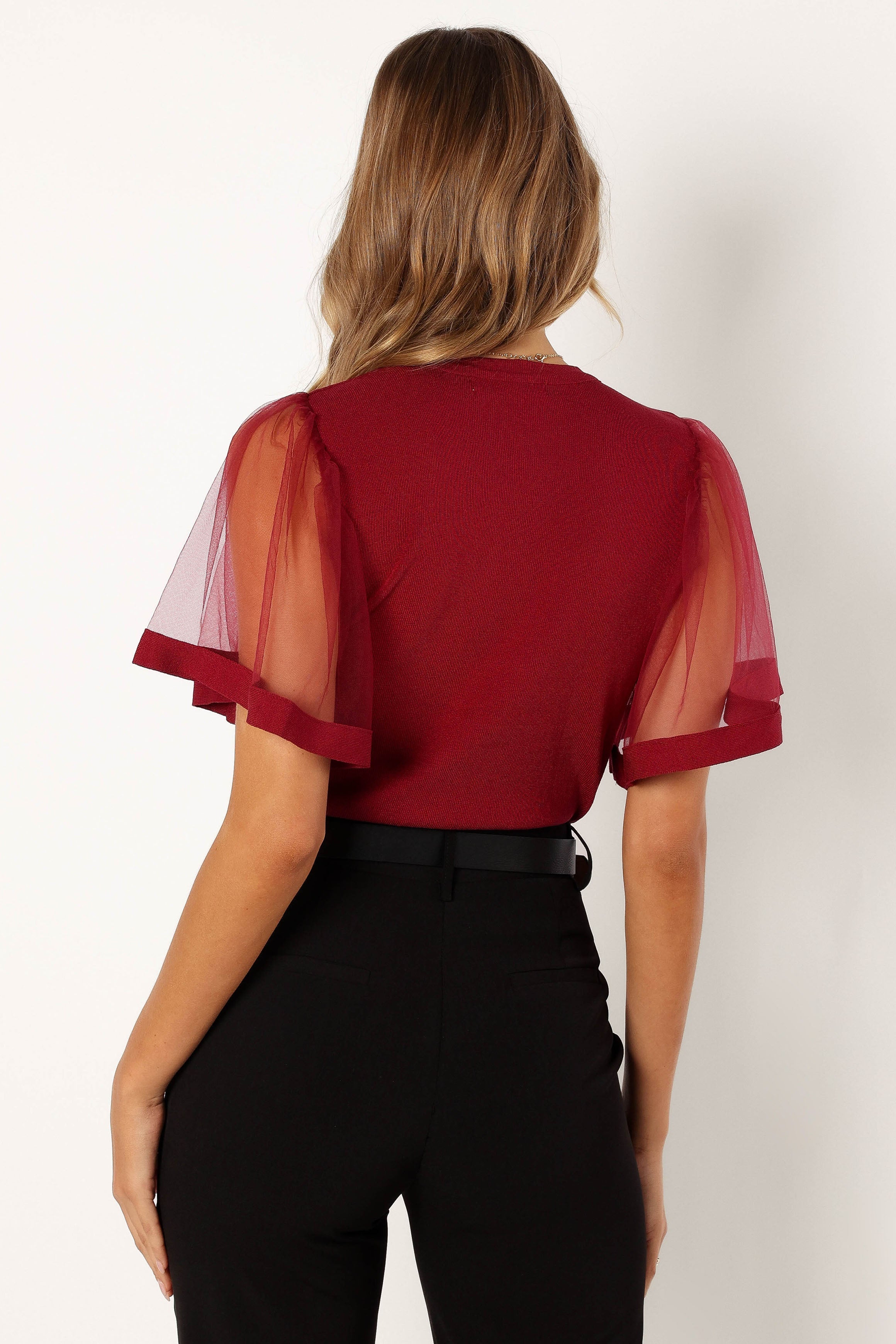 TOPS @Uma Top - Ruby