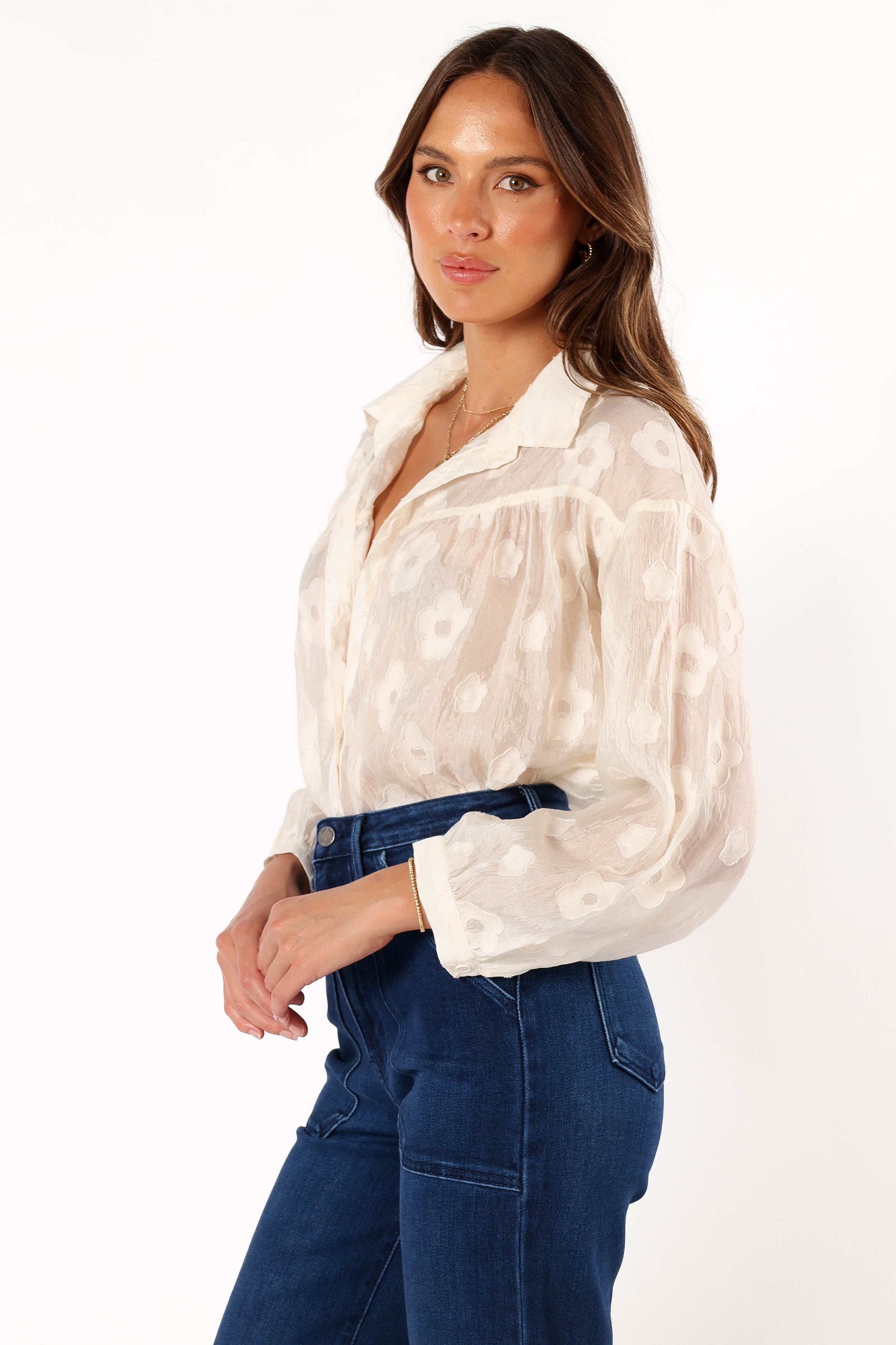 TOPS @Viena Embroidered Button Down - Ivory