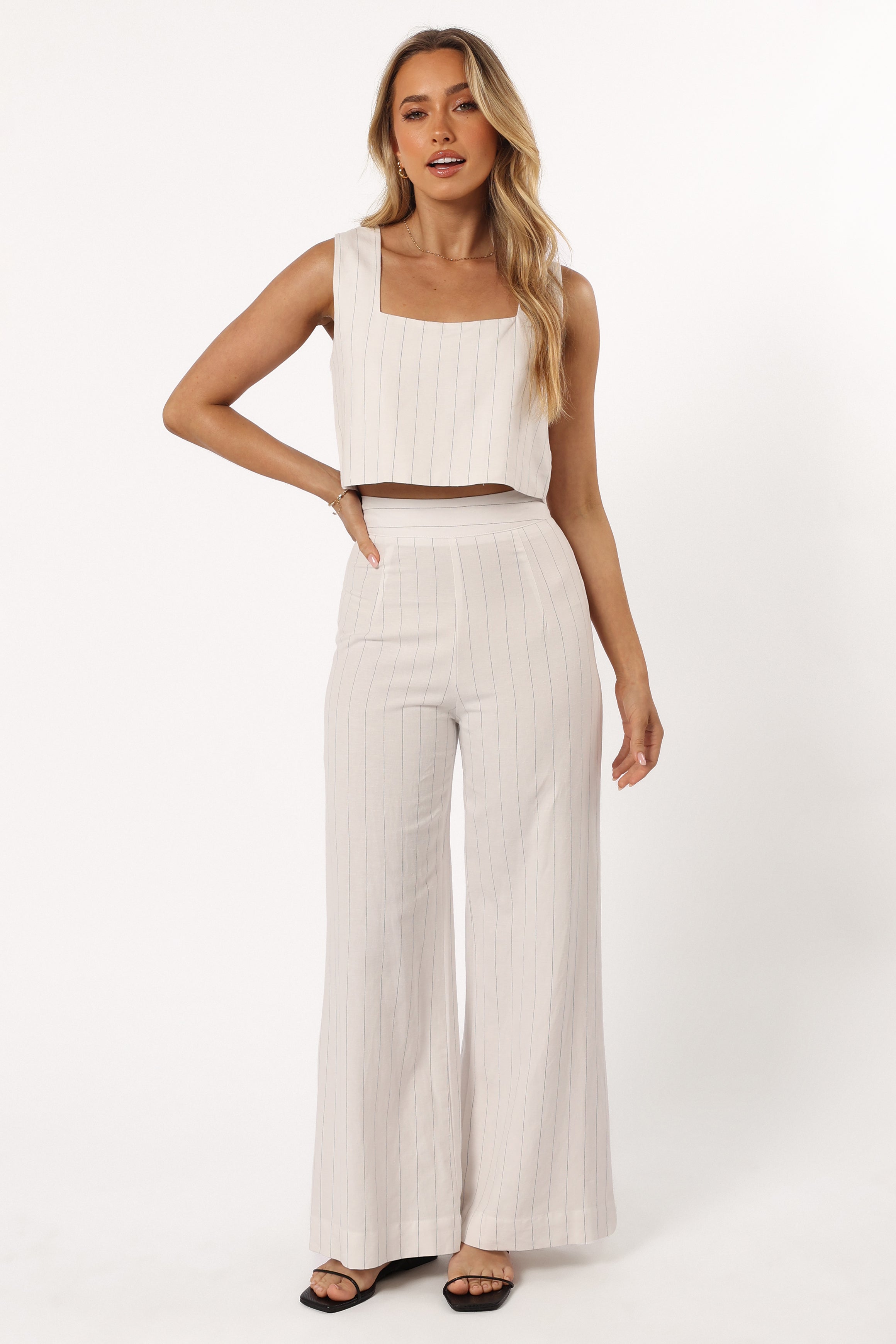 TOPS @Windsor Top - White Stripe