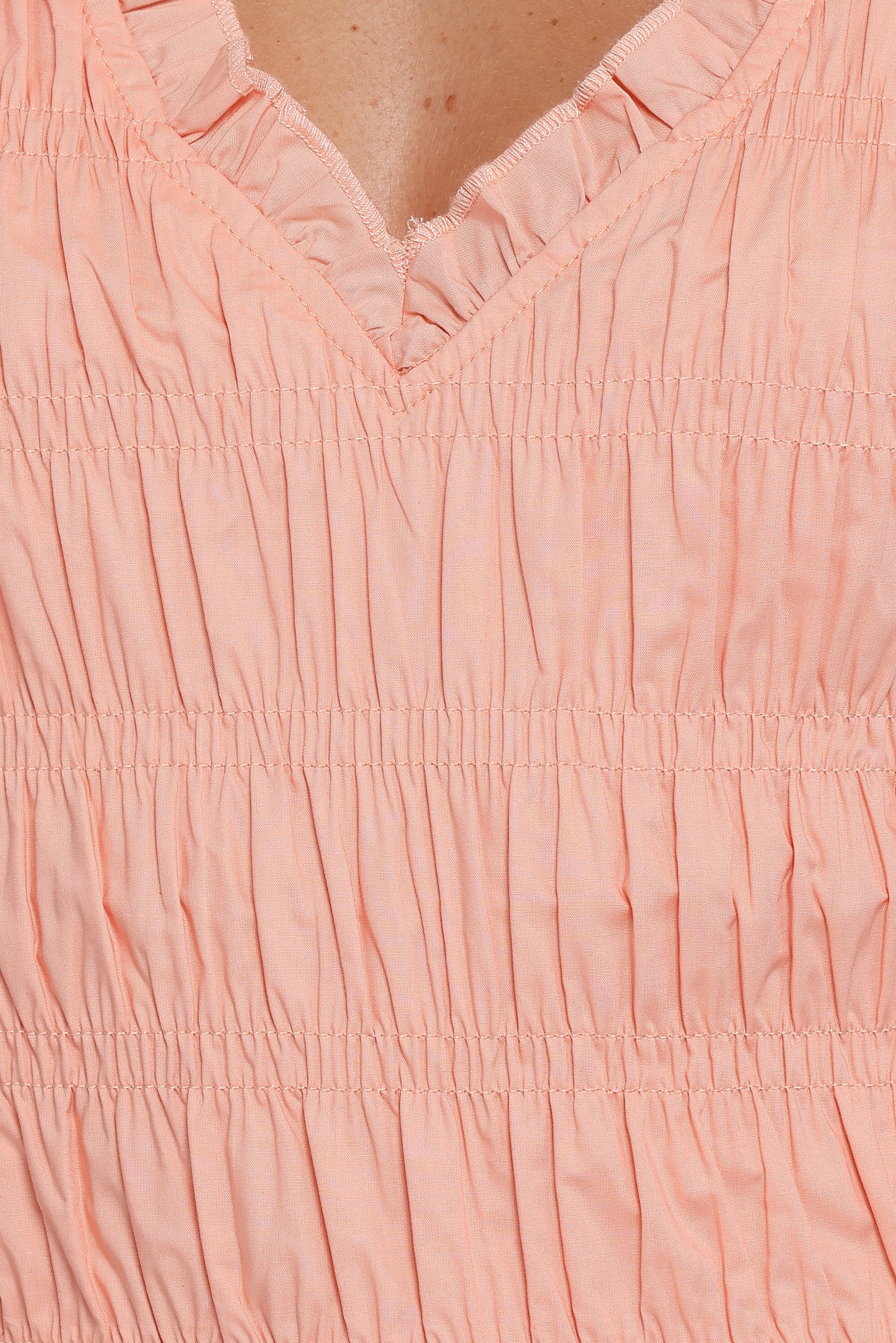 TOPS Xenia Smocked Top - Peach