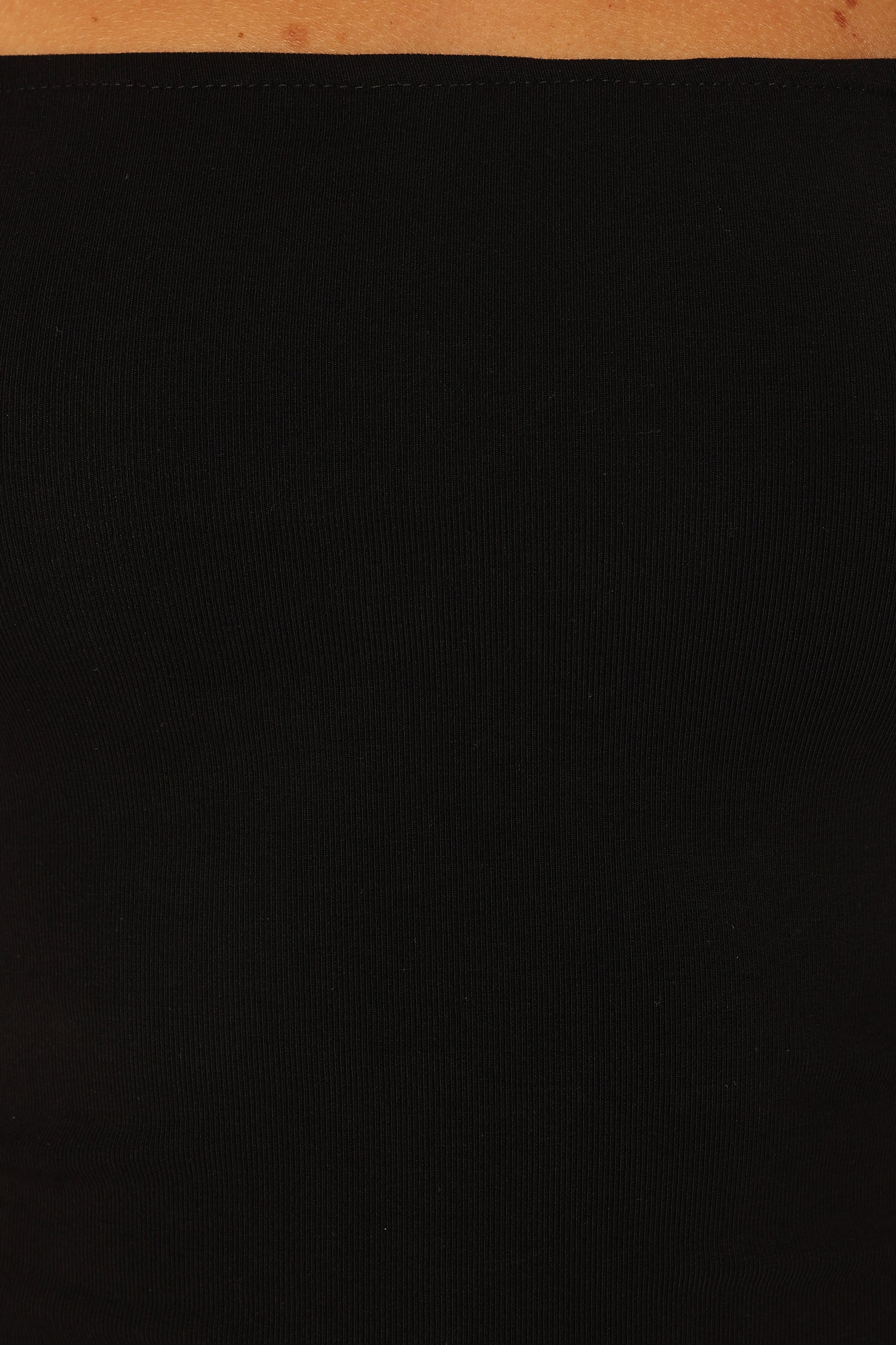 TOPS @Yelena Top - Black