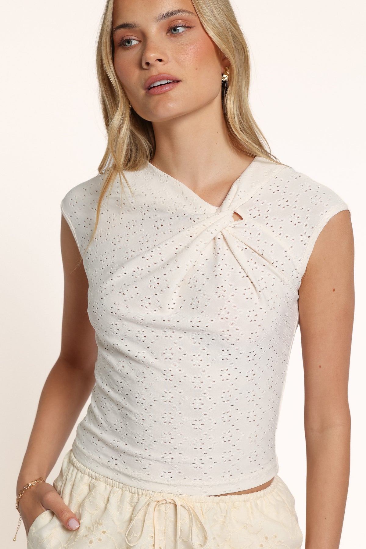 TOPS Cendrie Twist Front Top - Cream Broderie