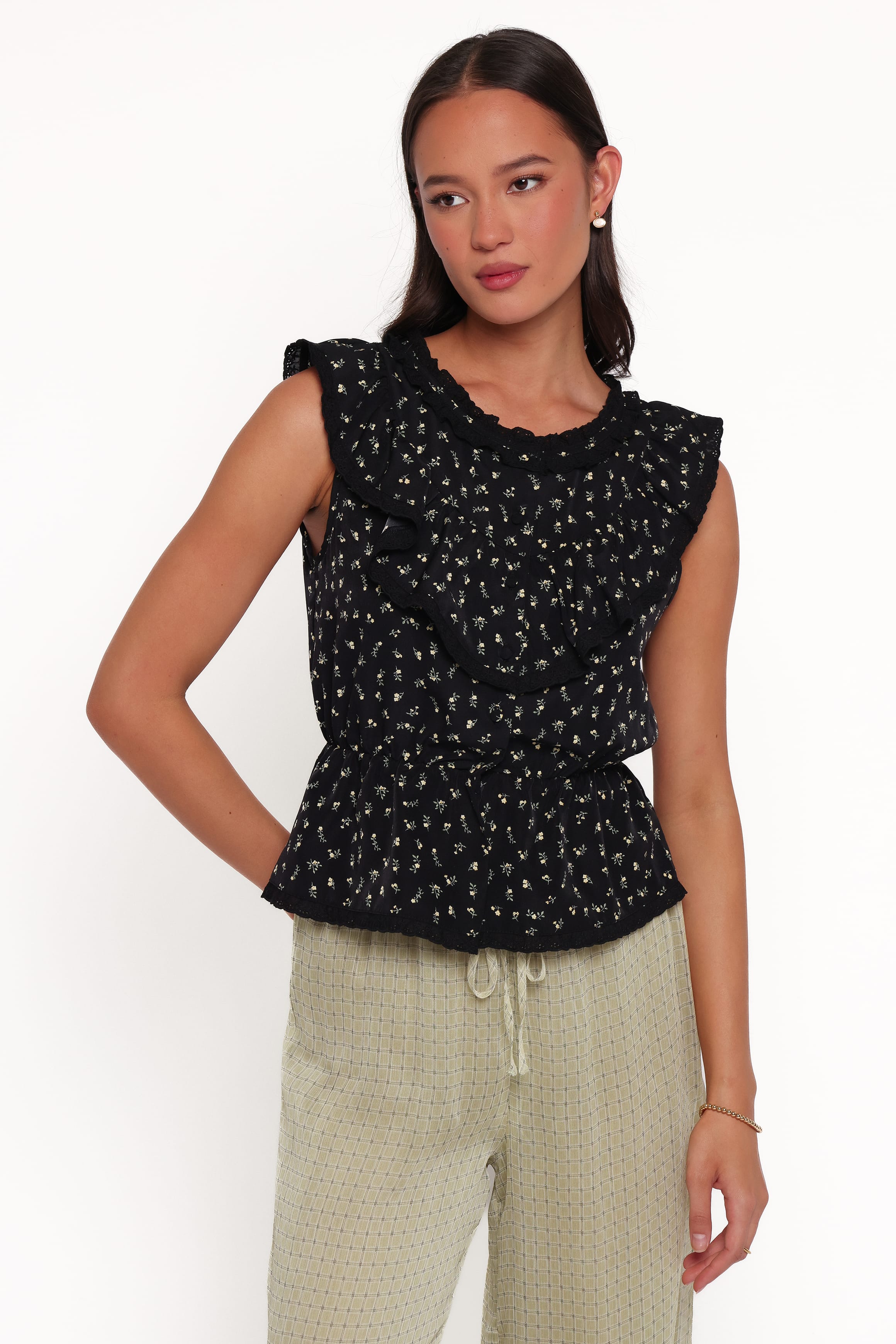 TOPS Karrie Top - Black Ditsy Floral