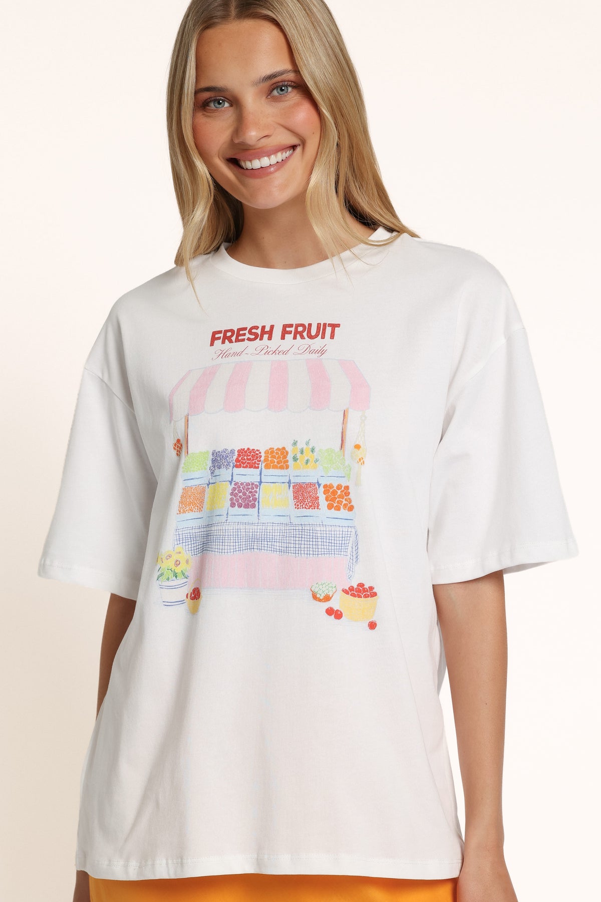 TOPS Rosa Graphic Tee - Fruit Stand