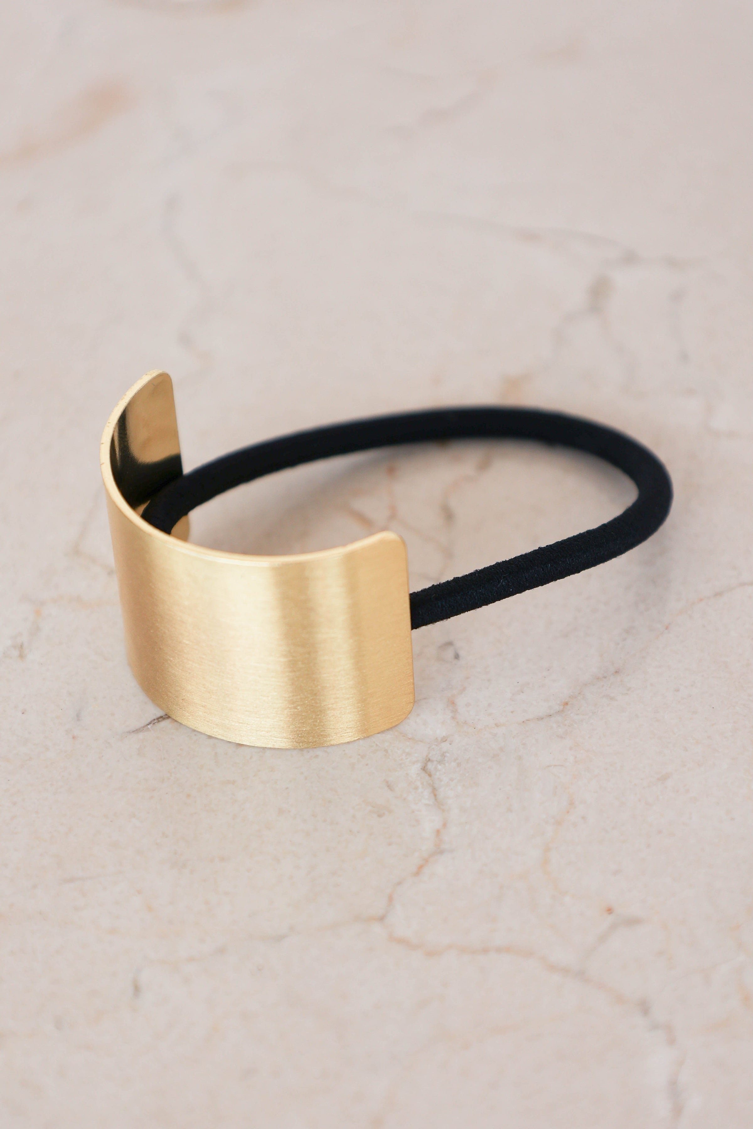 ACCESSORIES @Aria Hair Cuff - Gold