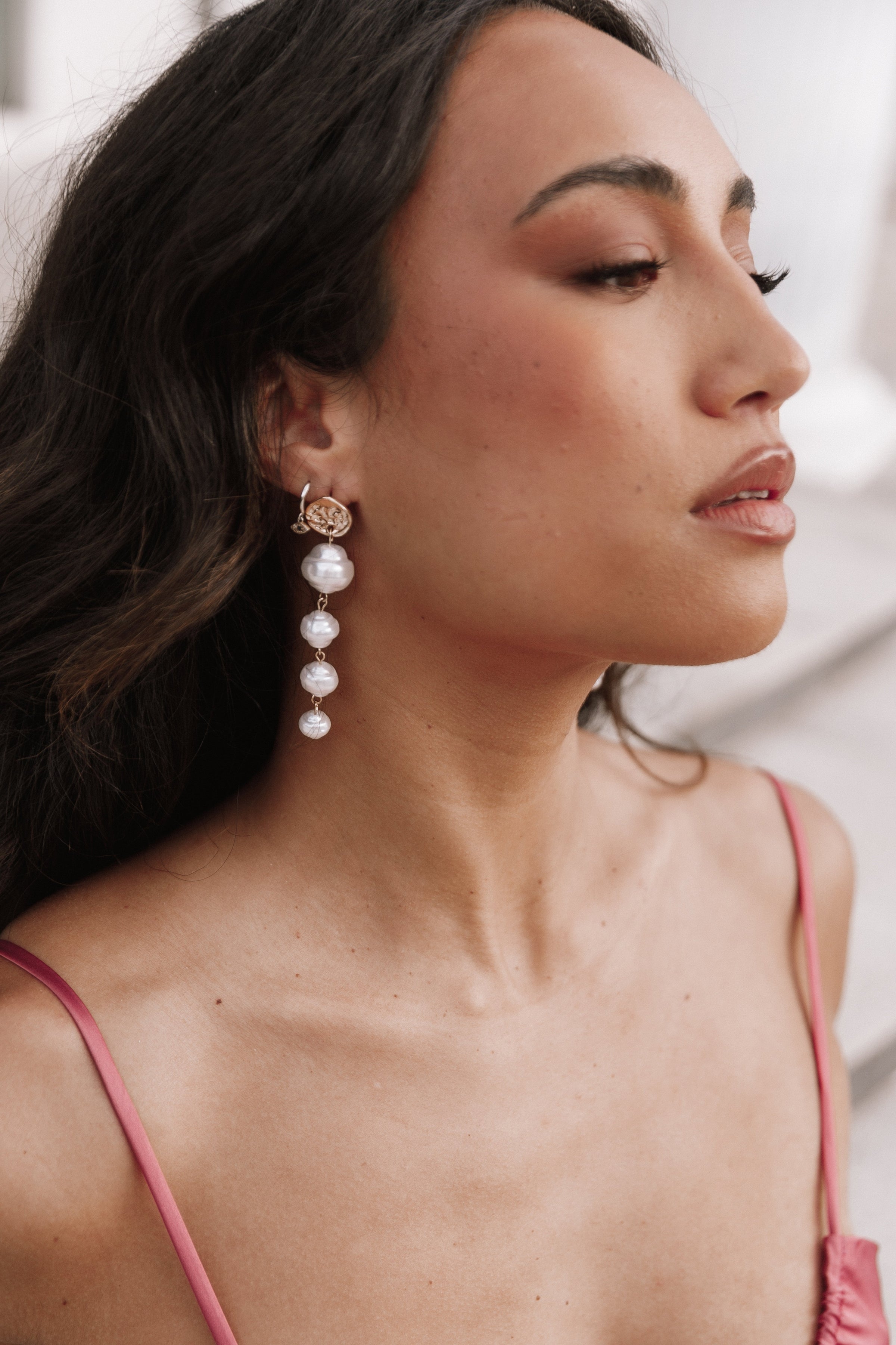 ACCESSORIES @Flounder Drop Earrings - Gold/Pearl