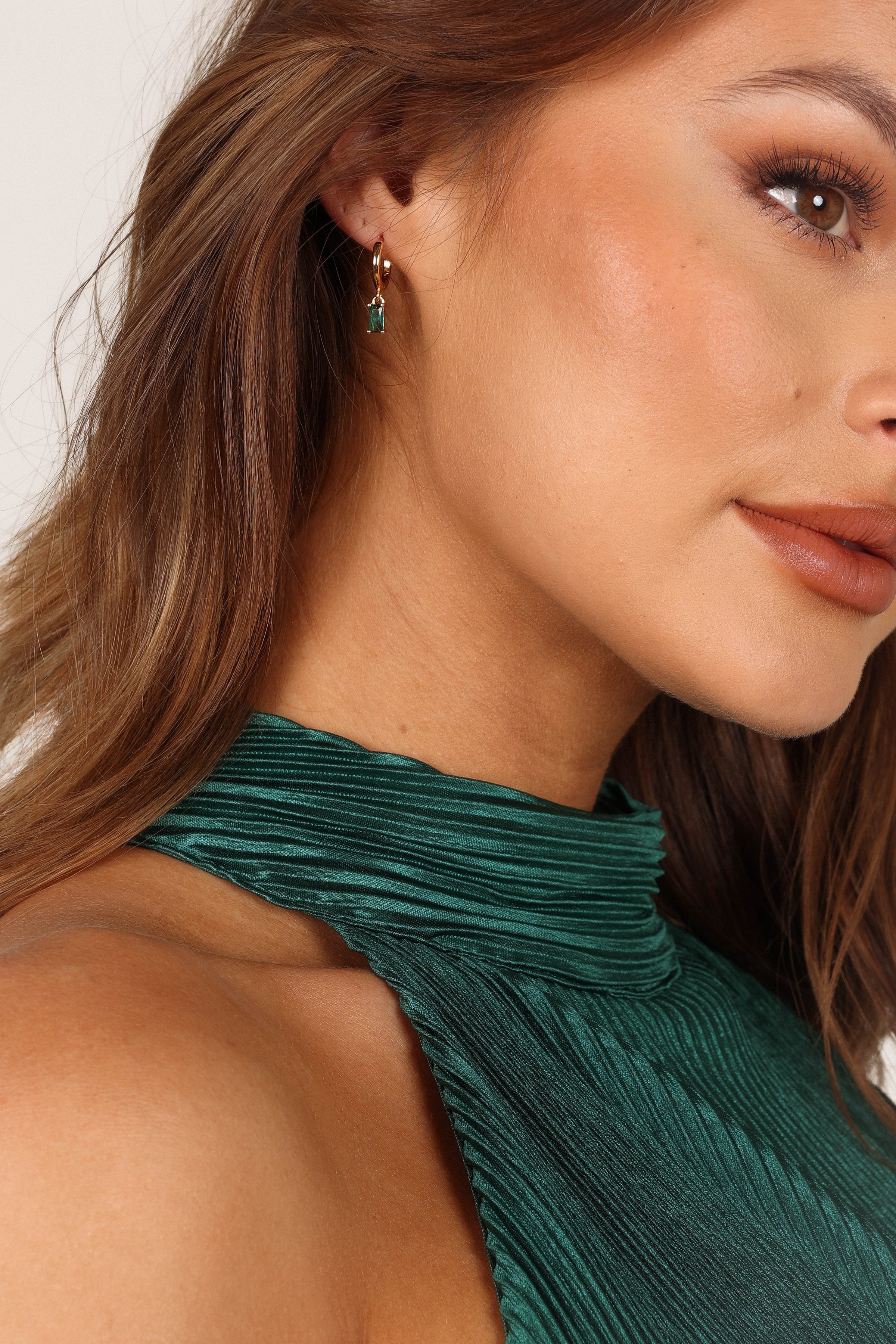 ACCESSORIES Sadie Drop Earrings - Gold/Emerald