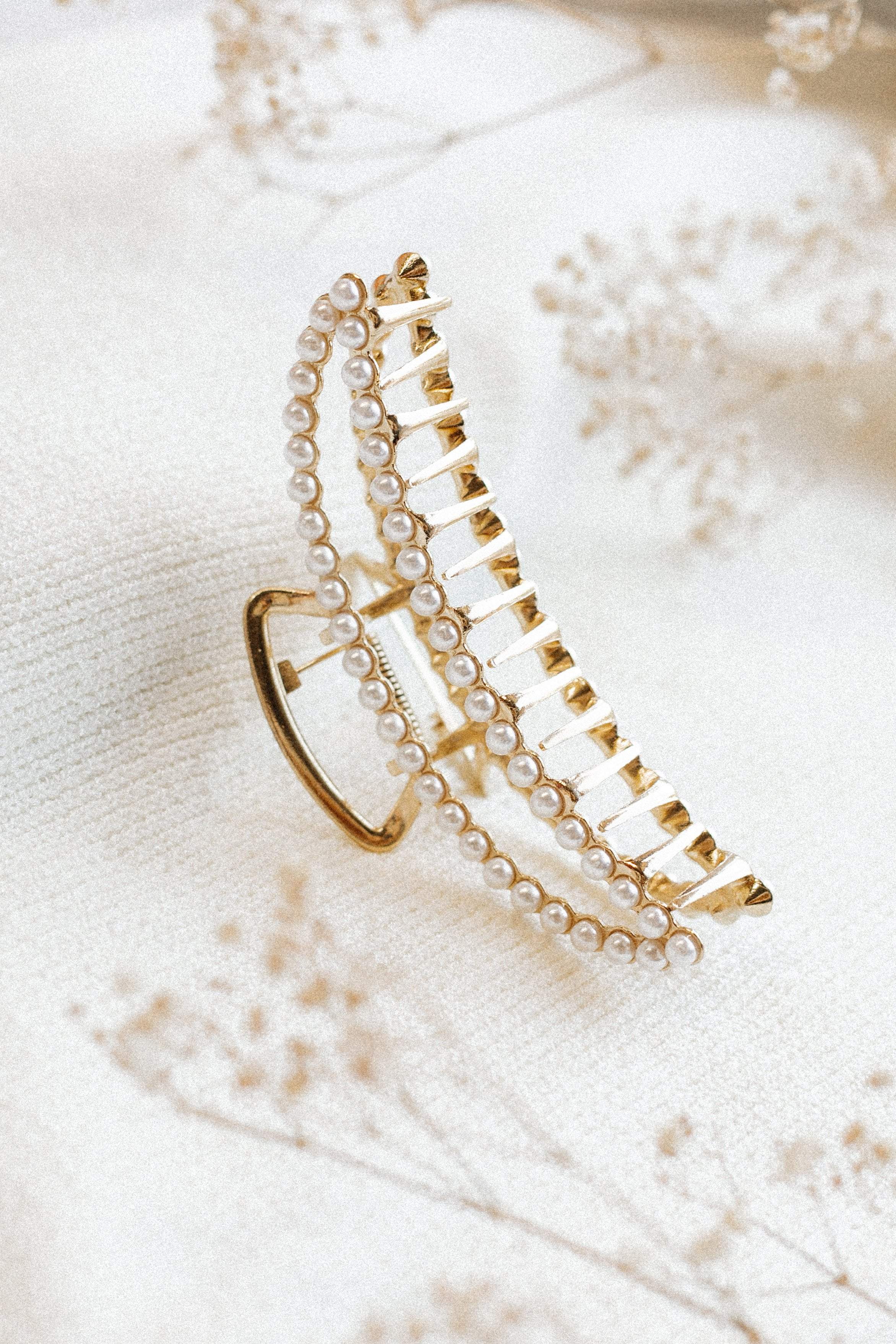 ACCESSORIES @Triska Hairclip - Pearl