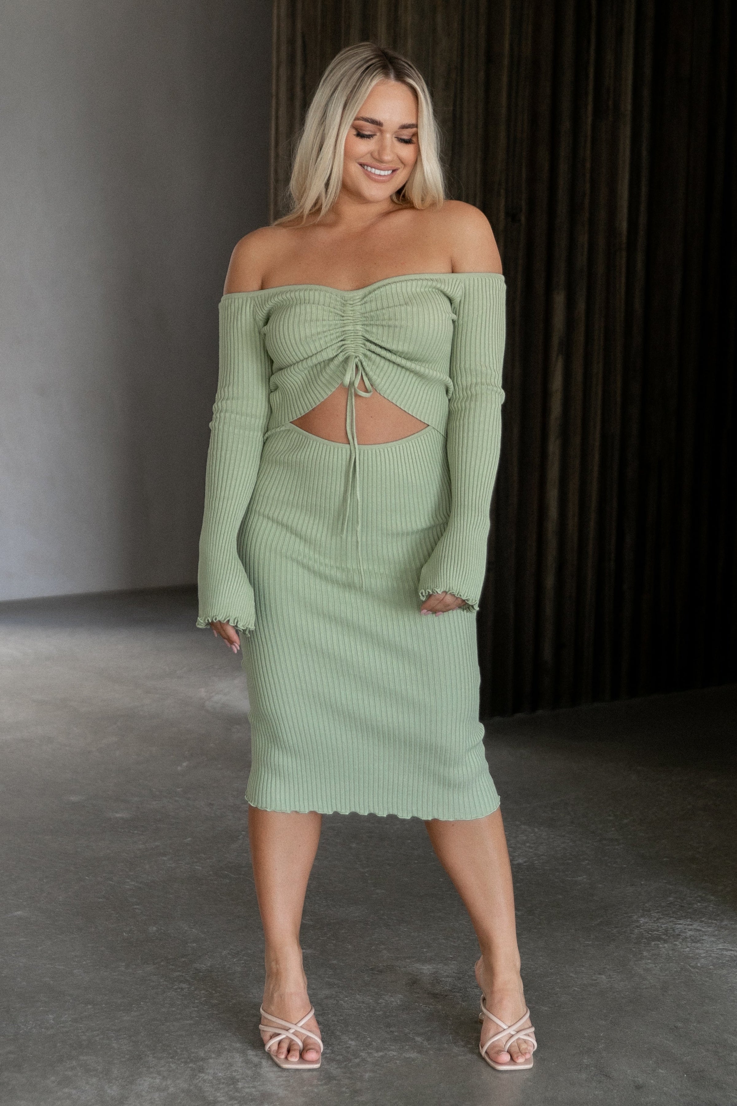DRESSES @Geneva Off Shoulder Midi Dress - Sage