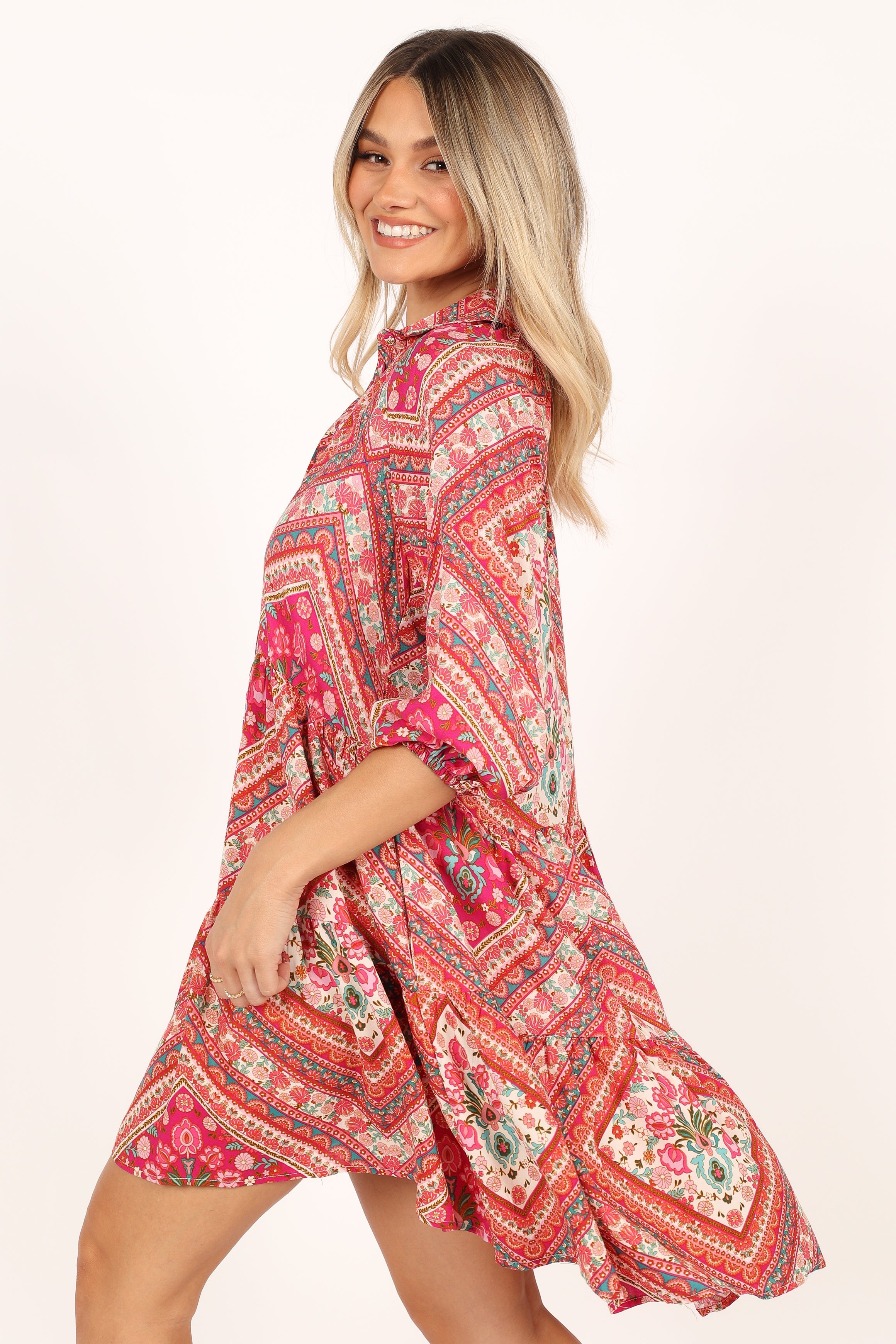 DRESSES @Lulu Longsleeve Mini Dress - Pink