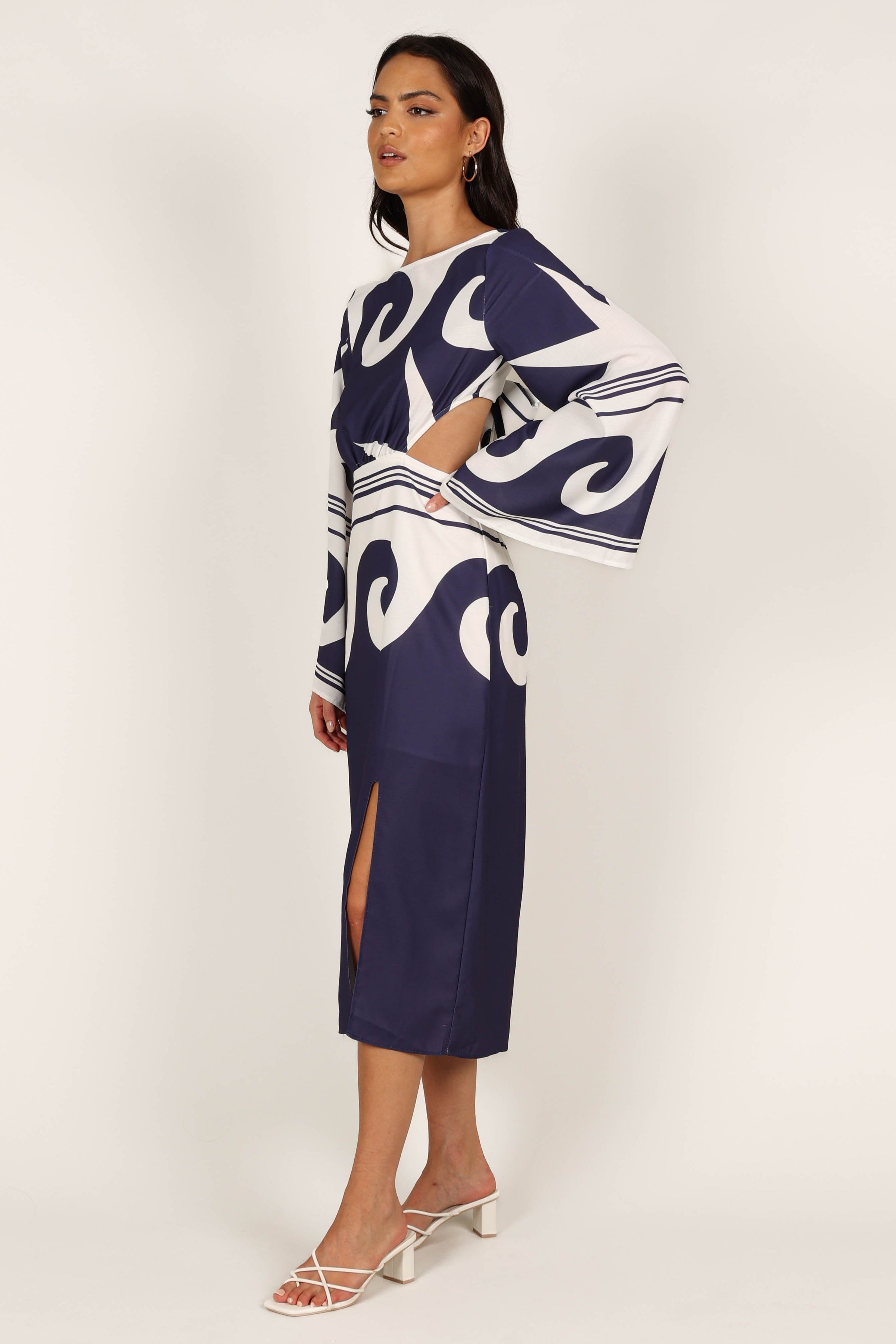 DRESSES @Vella Midi Dress - Navy/White