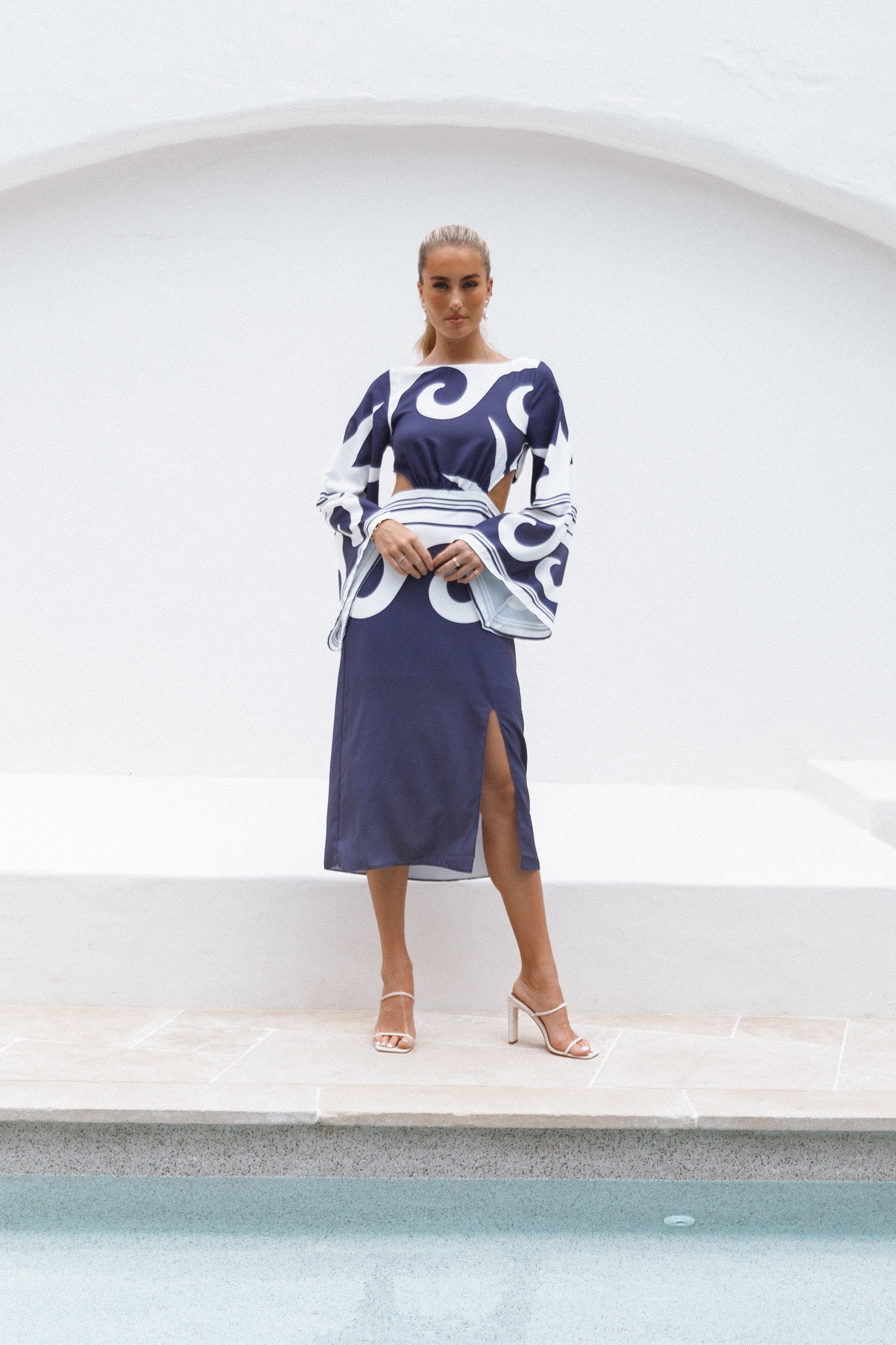 DRESSES Vella Midi Dress - Navy/White