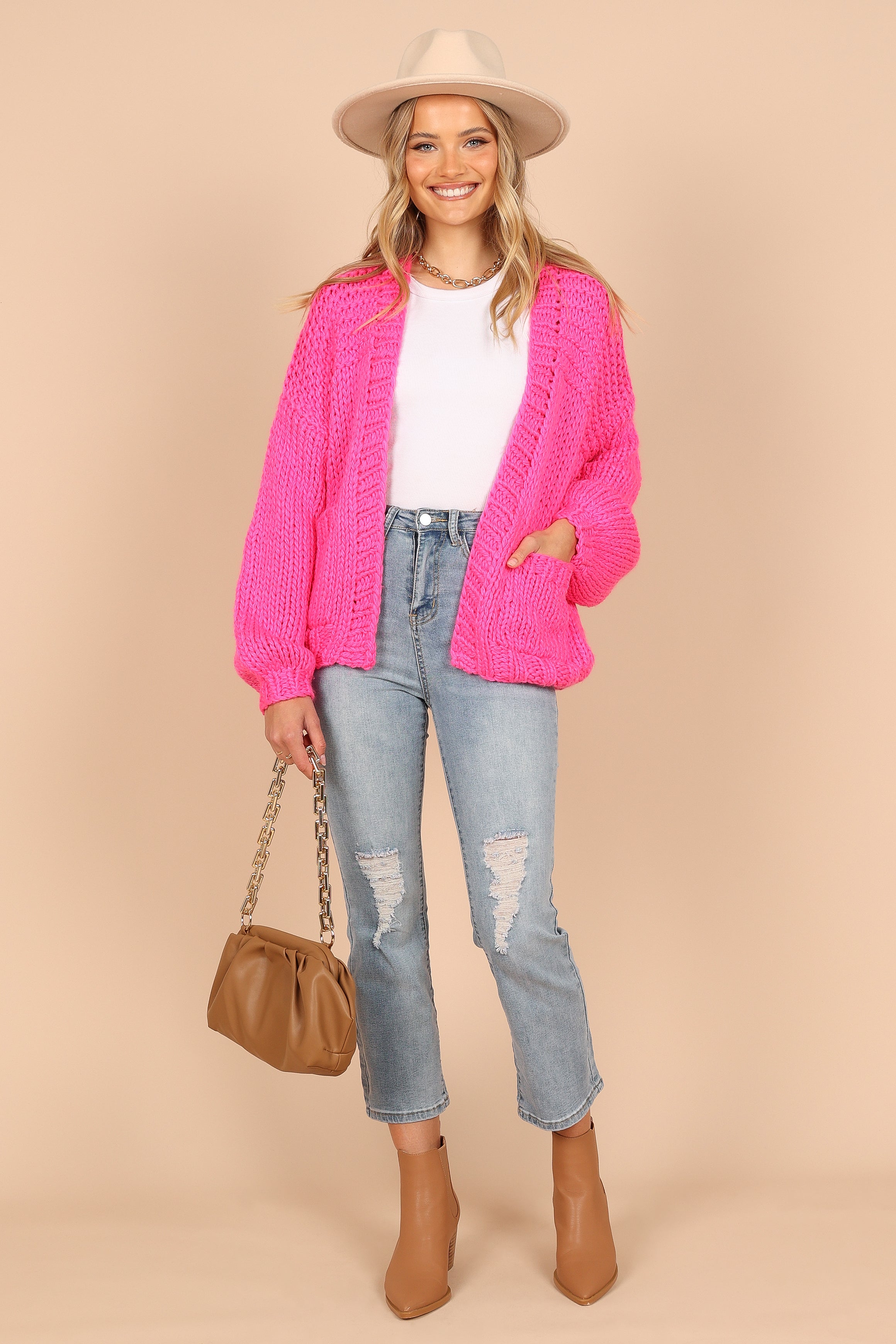 KNITWEAR @Cara Oversized Handknit Knit Sweater - Hot Pink