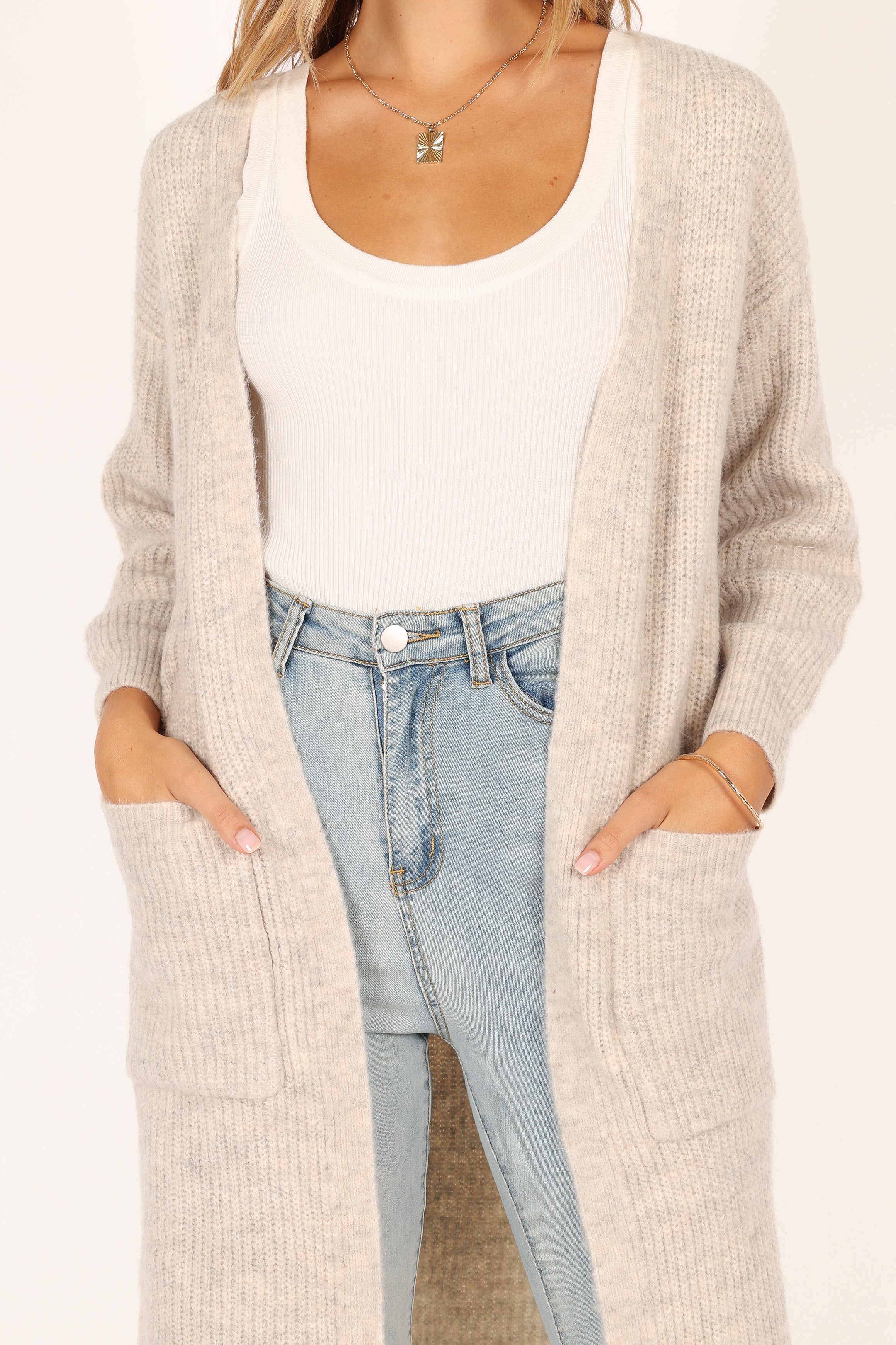 KNITWEAR @Deborah Cardigan - Oatmeal