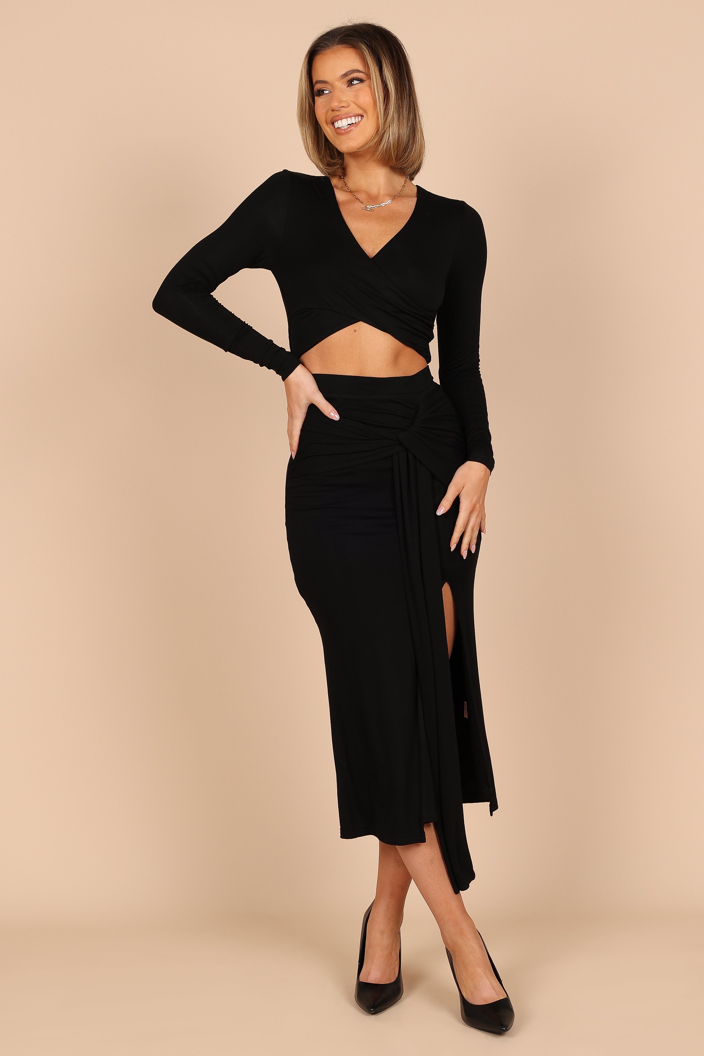 SETS @Lucia Set - Black