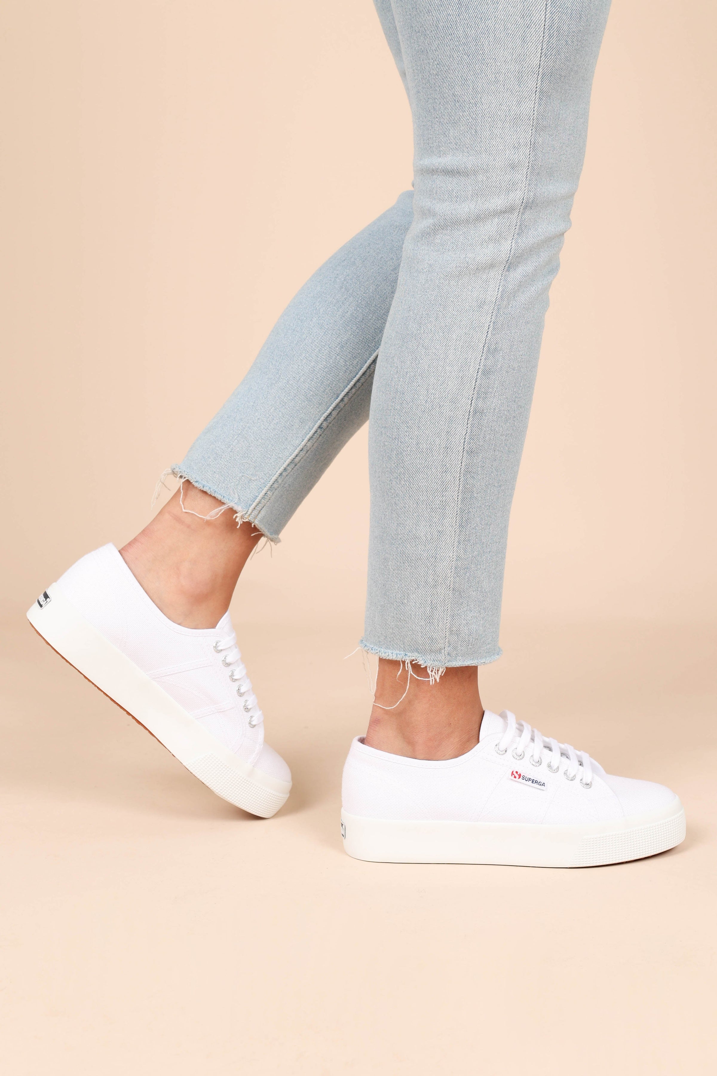 SHOES 2730 Cotu - White