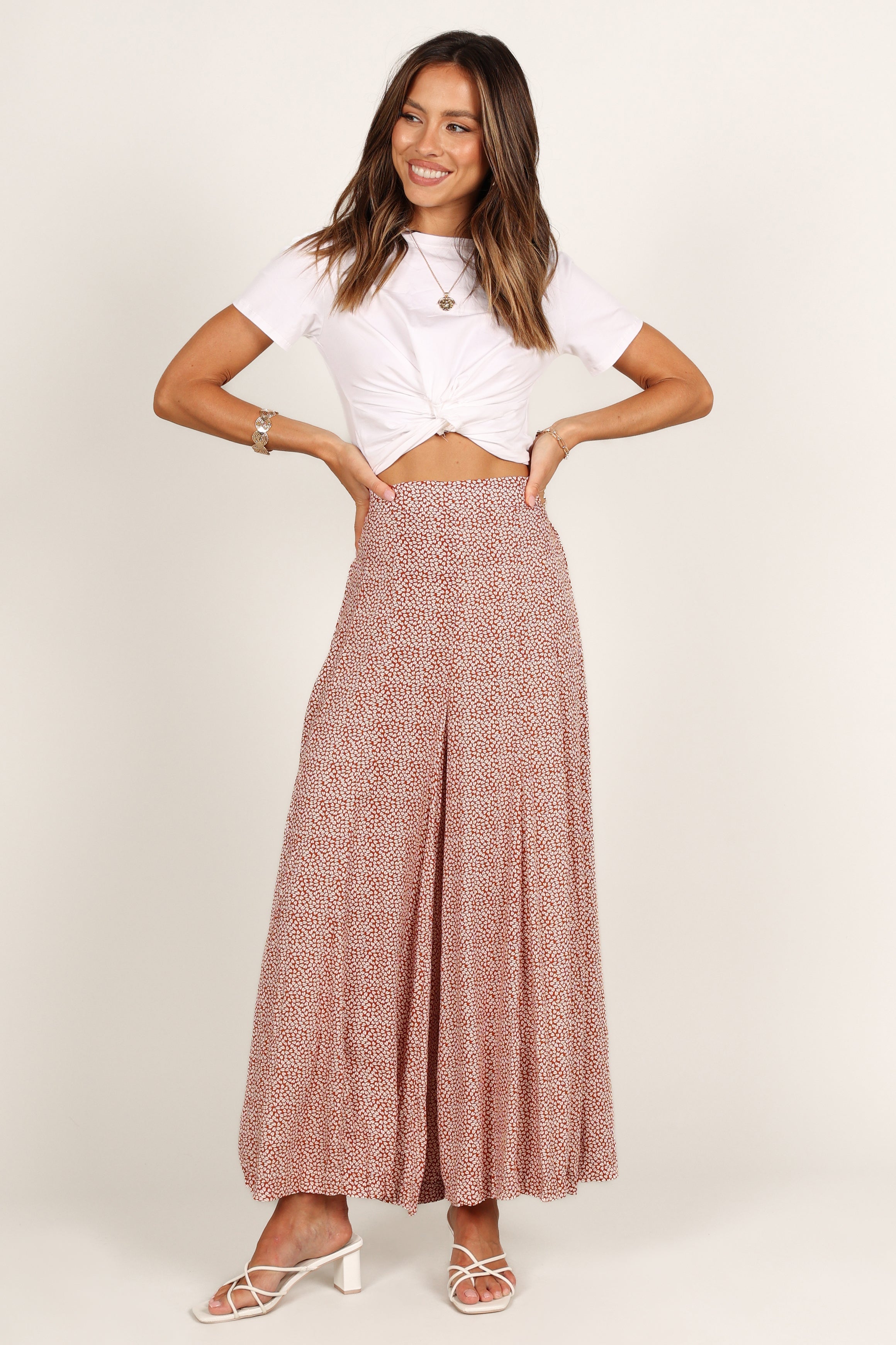 TOPS Brinnie Top - White