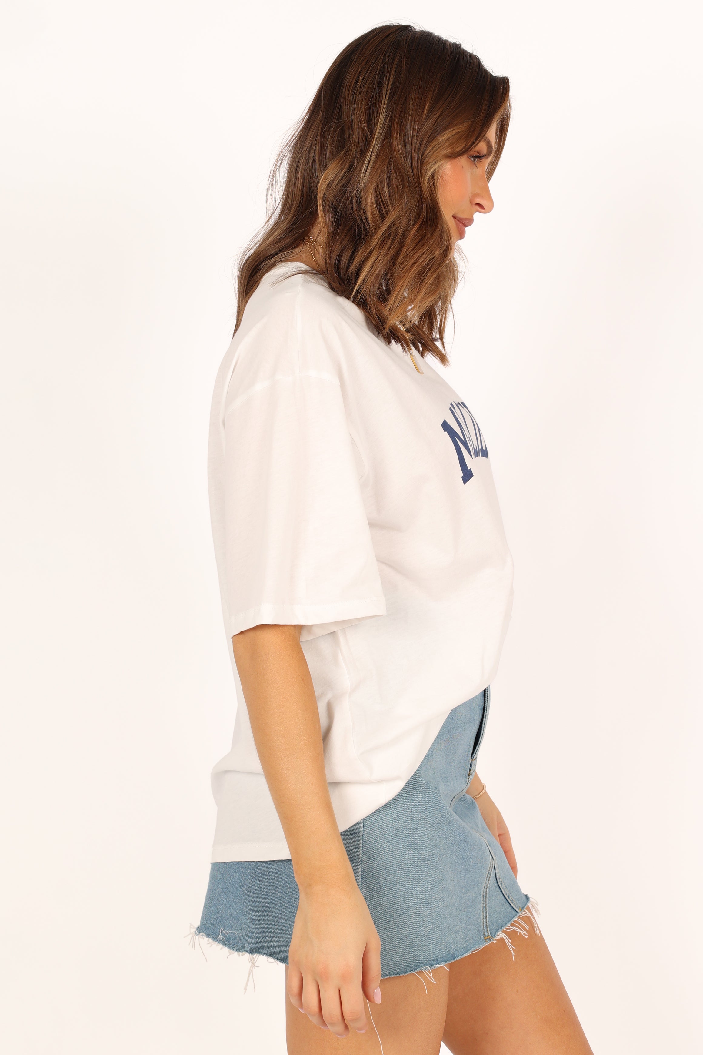 TOPS @Malibu Tee - White