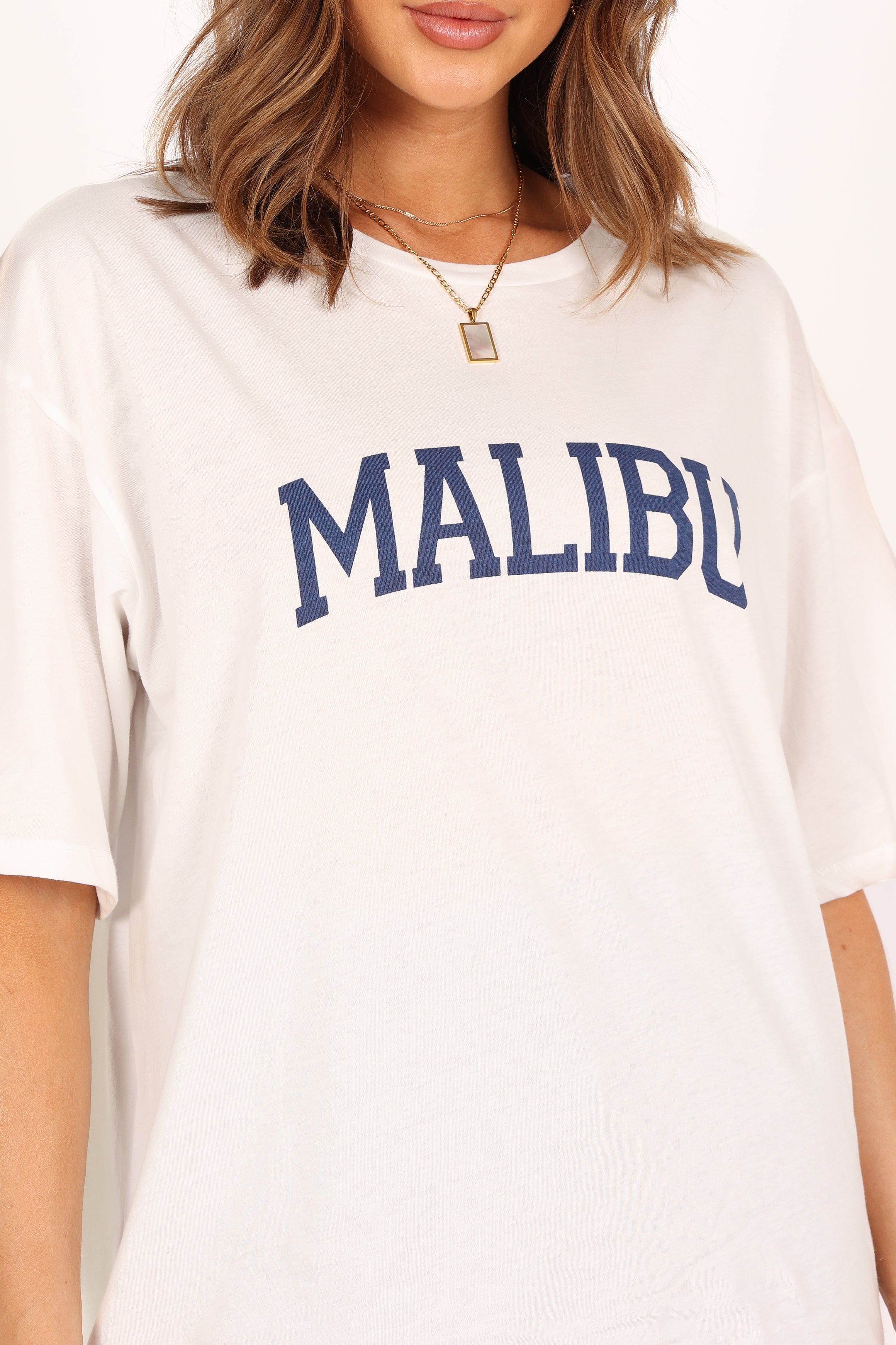 TOPS @Malibu Tee - White