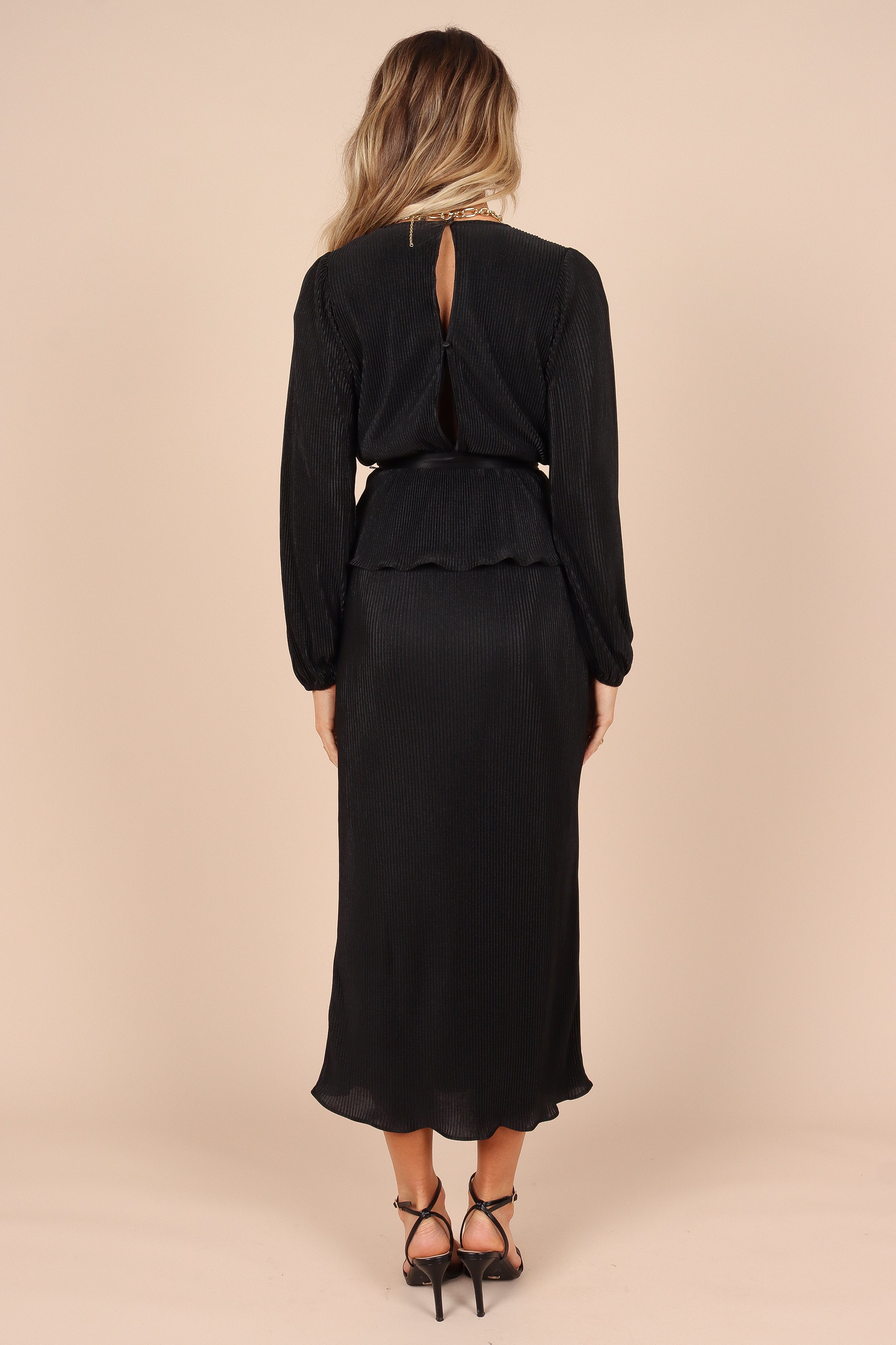 TOPS @Minelli Pleat Top - Black