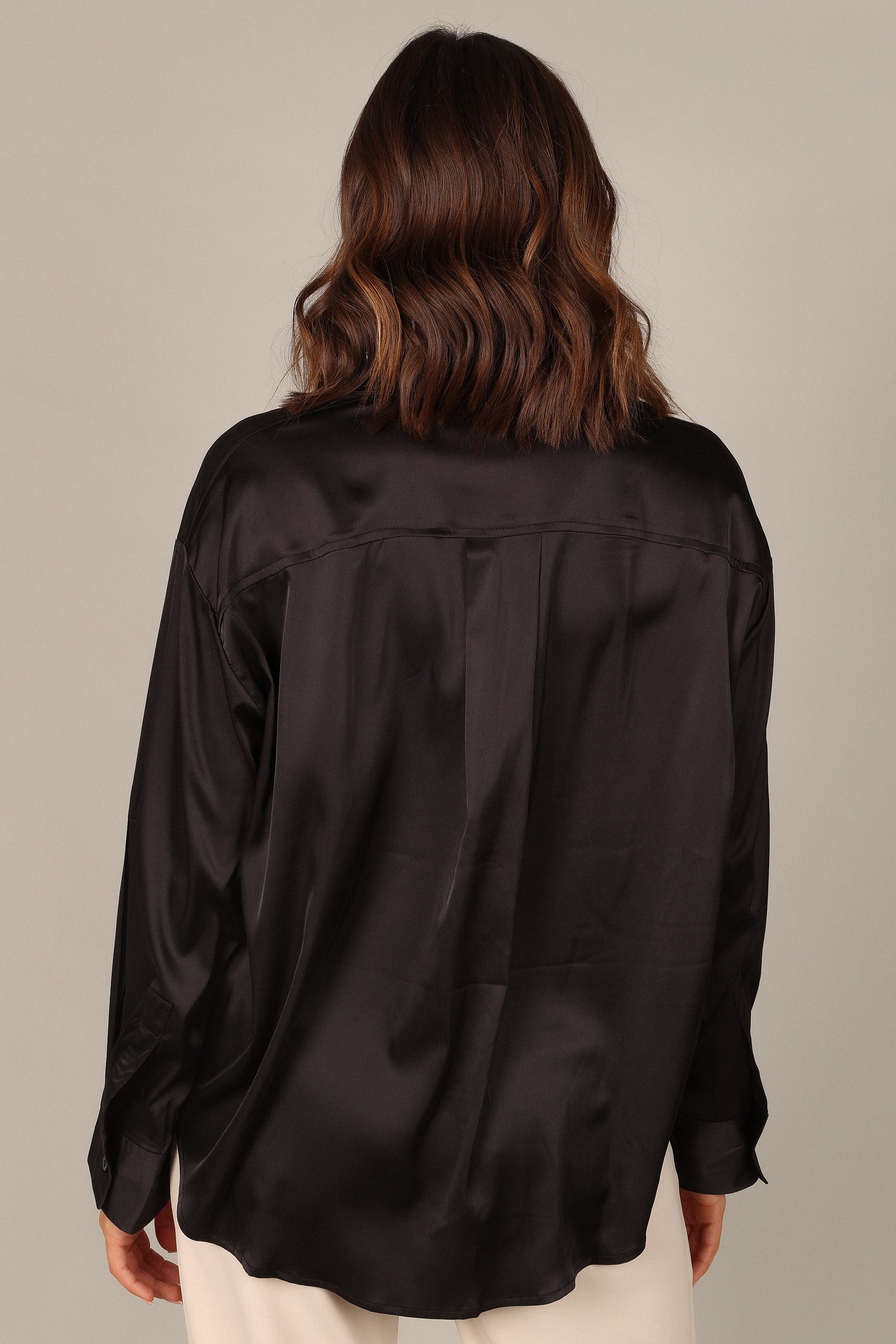 TOPS @Selena Satin Button Down Top - Black