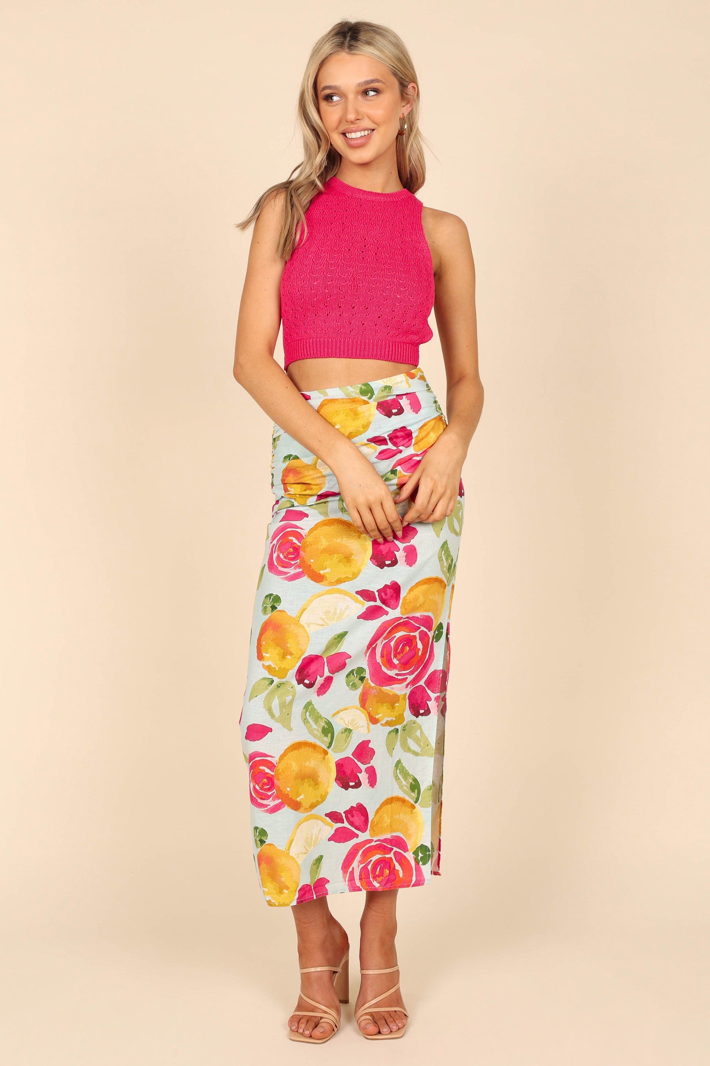 TOPS Sole Crochet Cropped Top - Berry