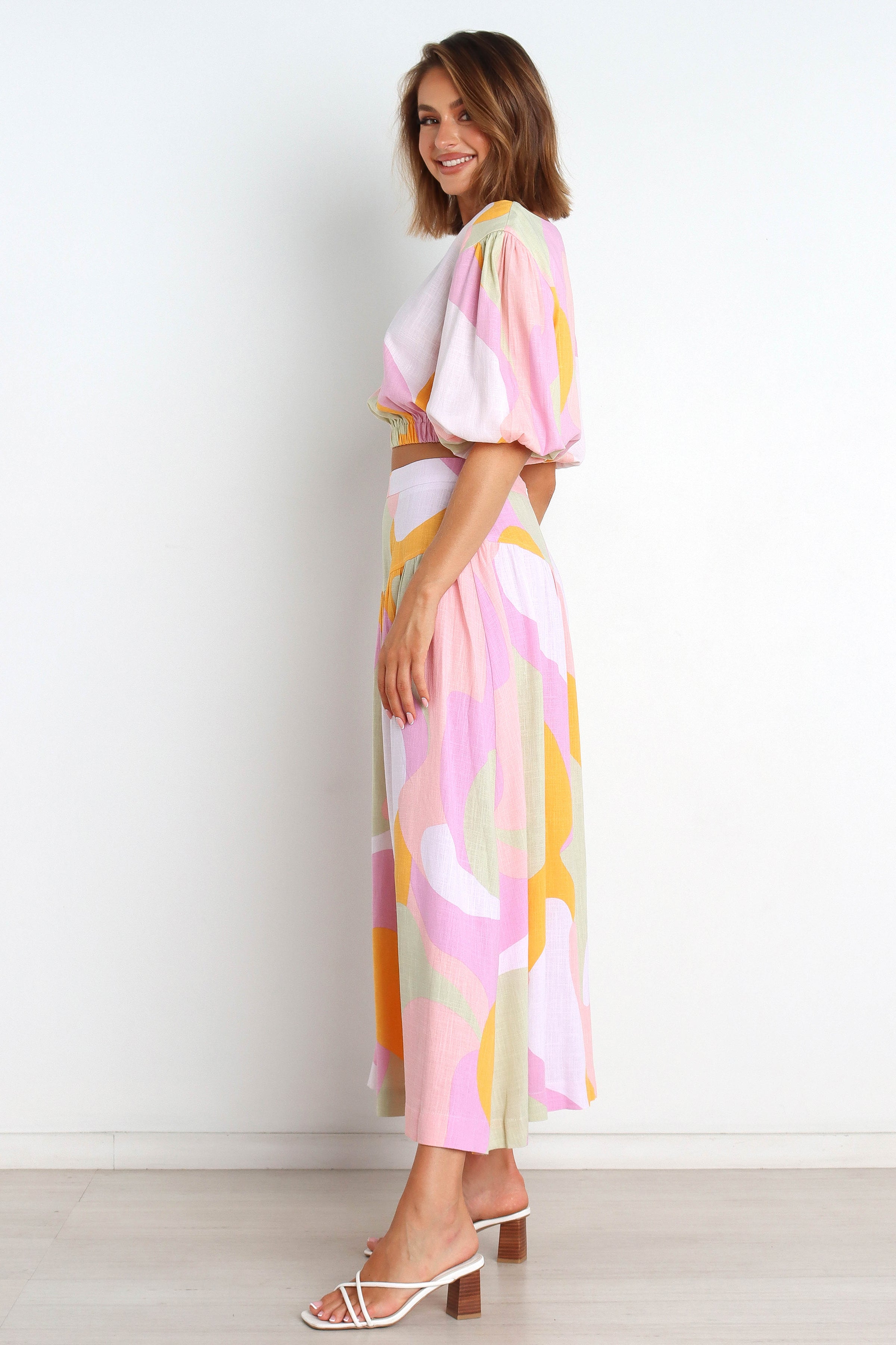 TOPS @Winifred Top - Pink Multi (waiting on bulk)