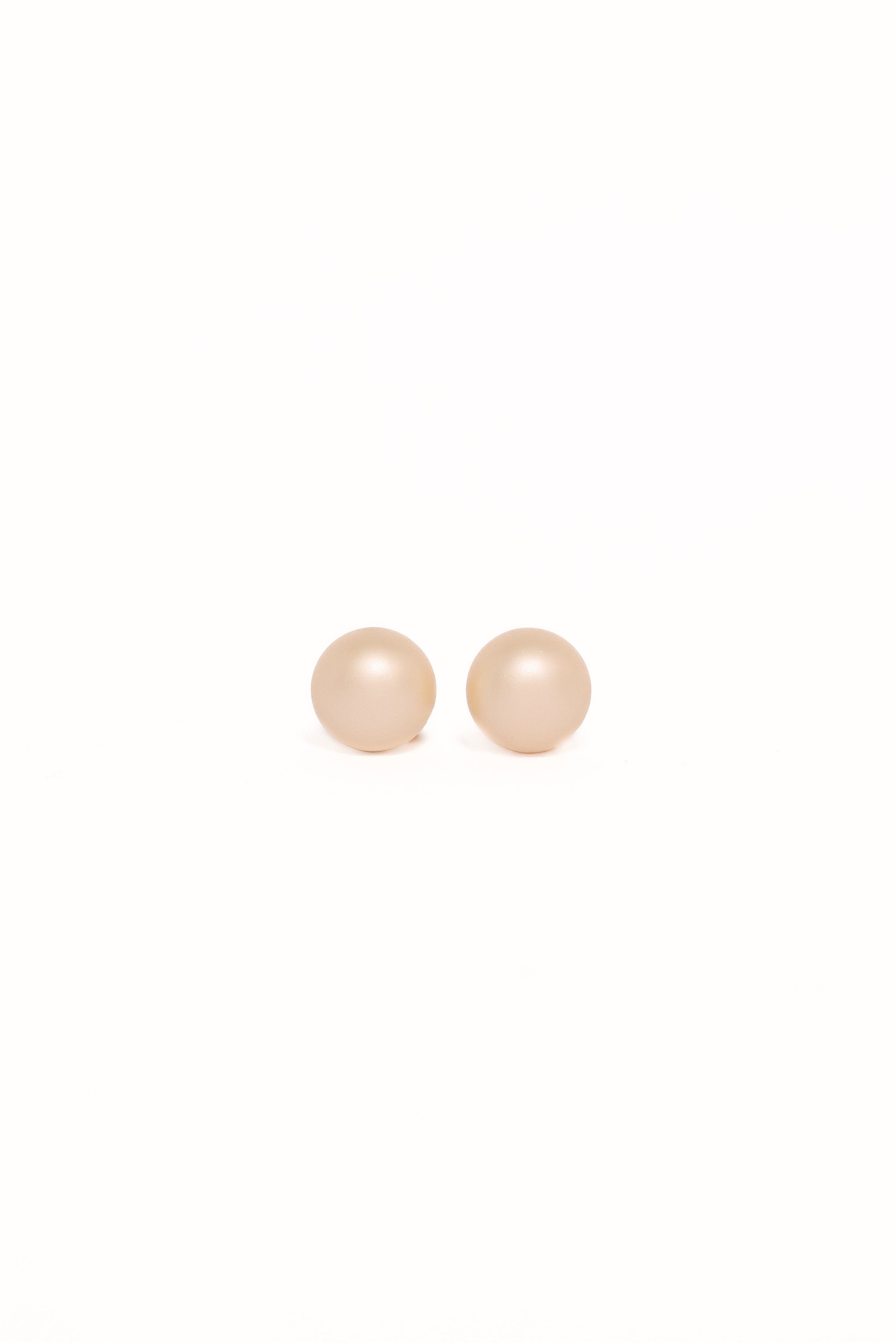 Adalee Stud Earrings - Pearl