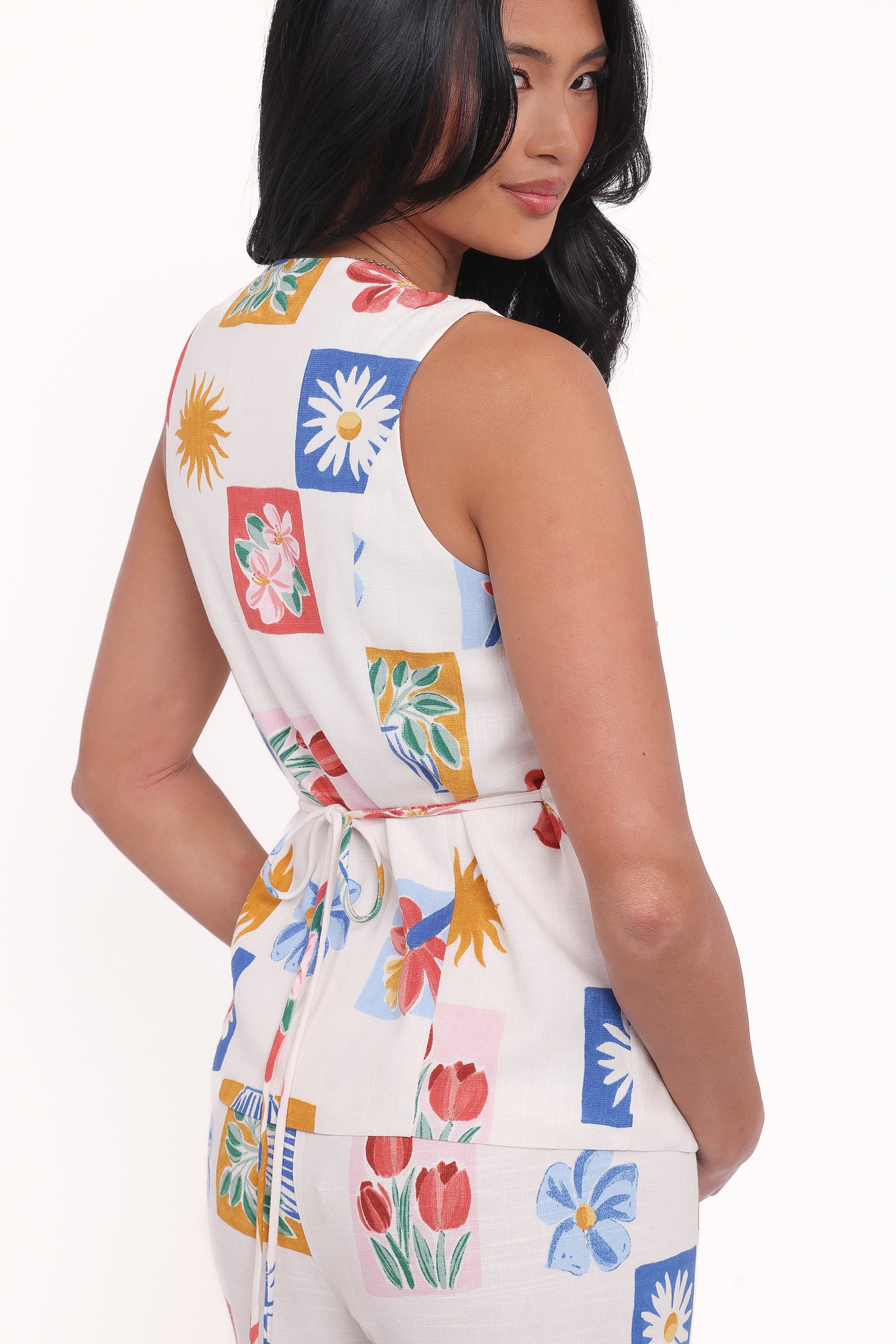 Amicia Wrap Top - Tulip Stamp