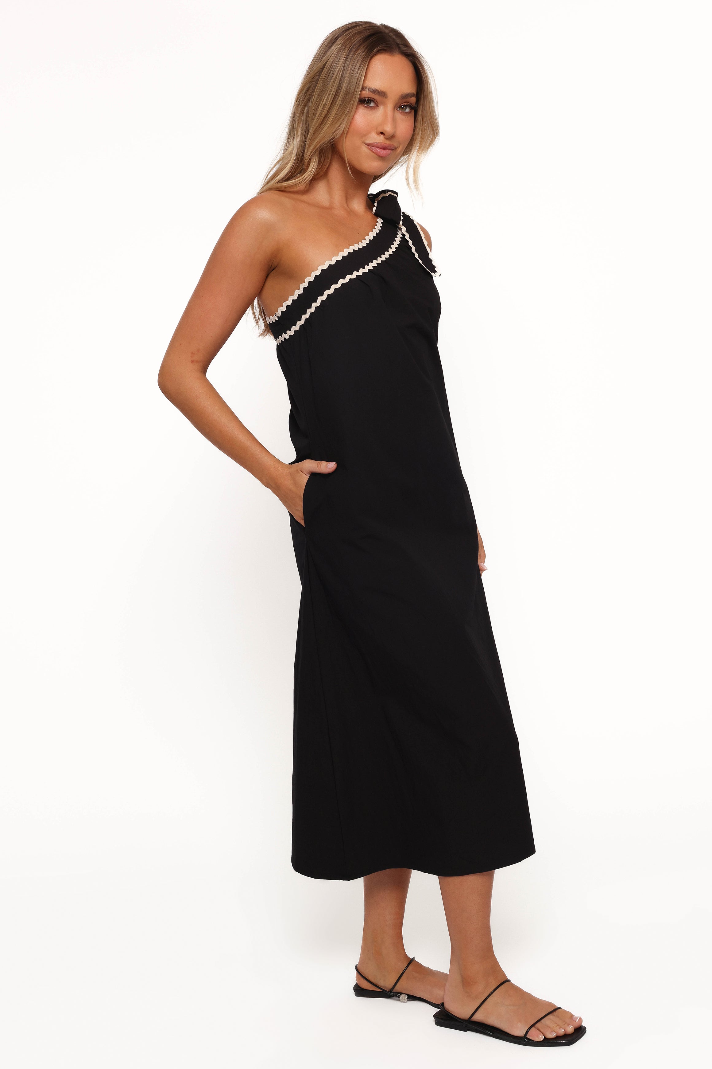 Brynlee One Shoulder Midi Dress - Black/Cream