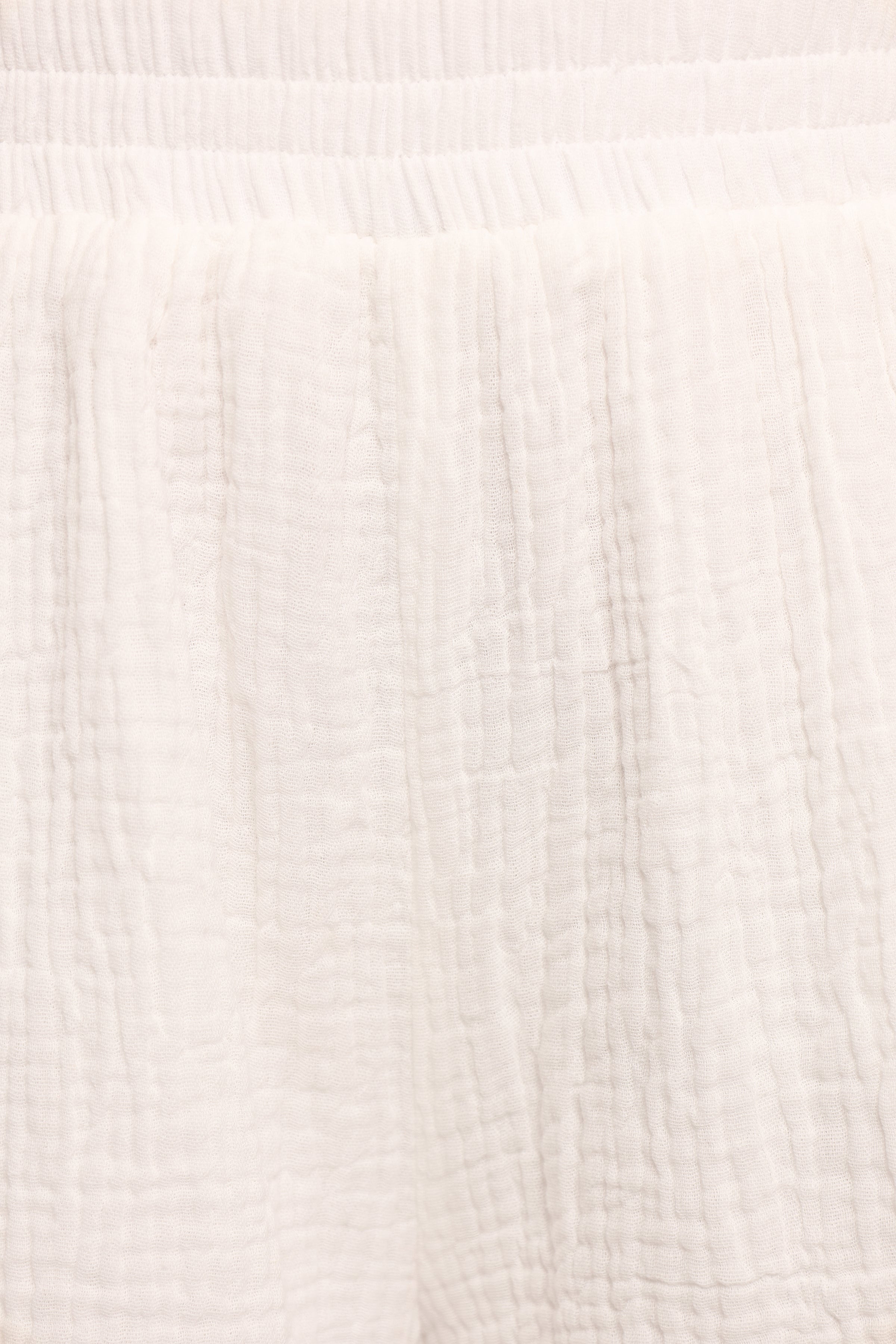 Esmea Shorts - White