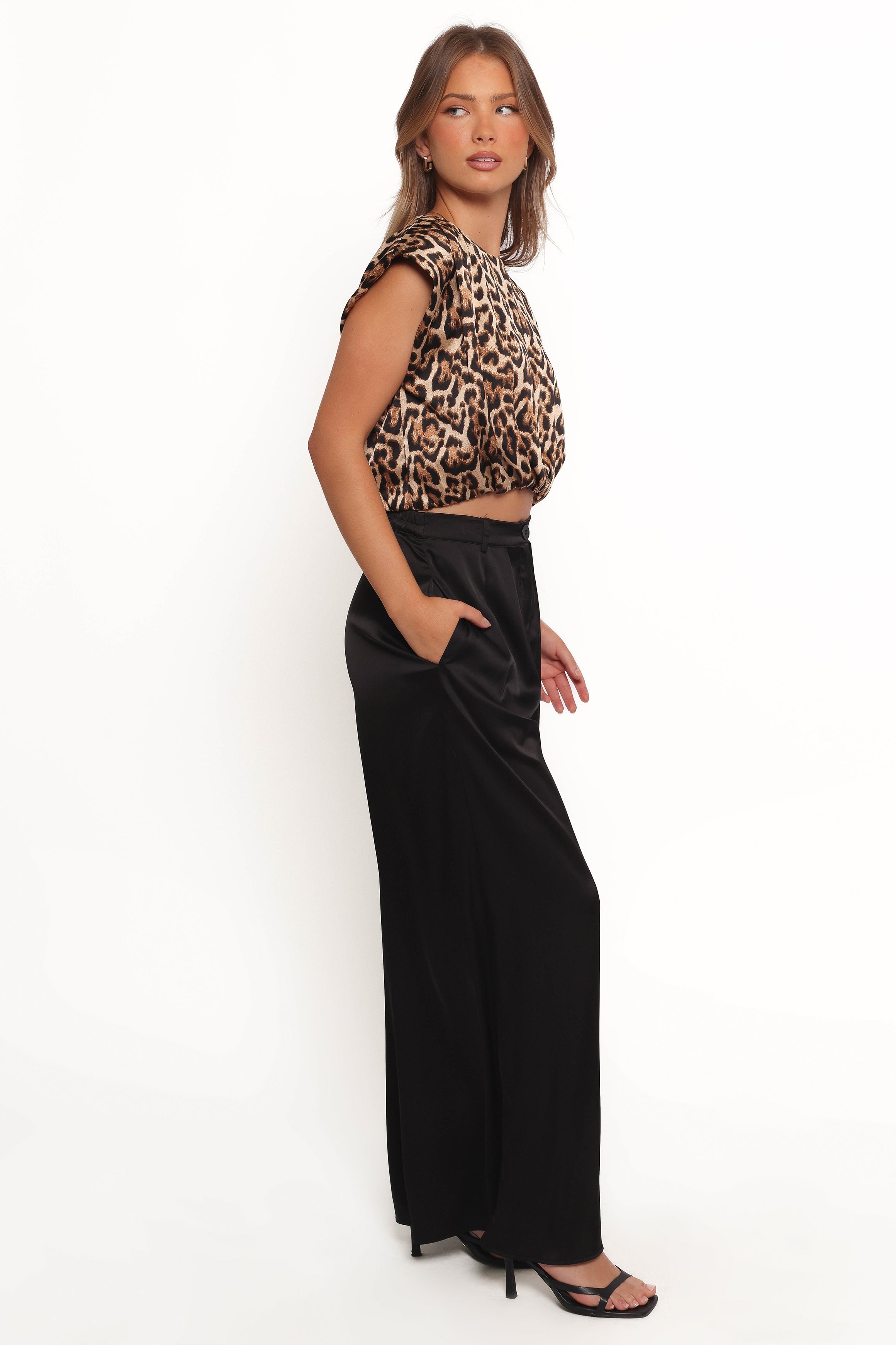 Harlow Two Piece Set - Tan Black