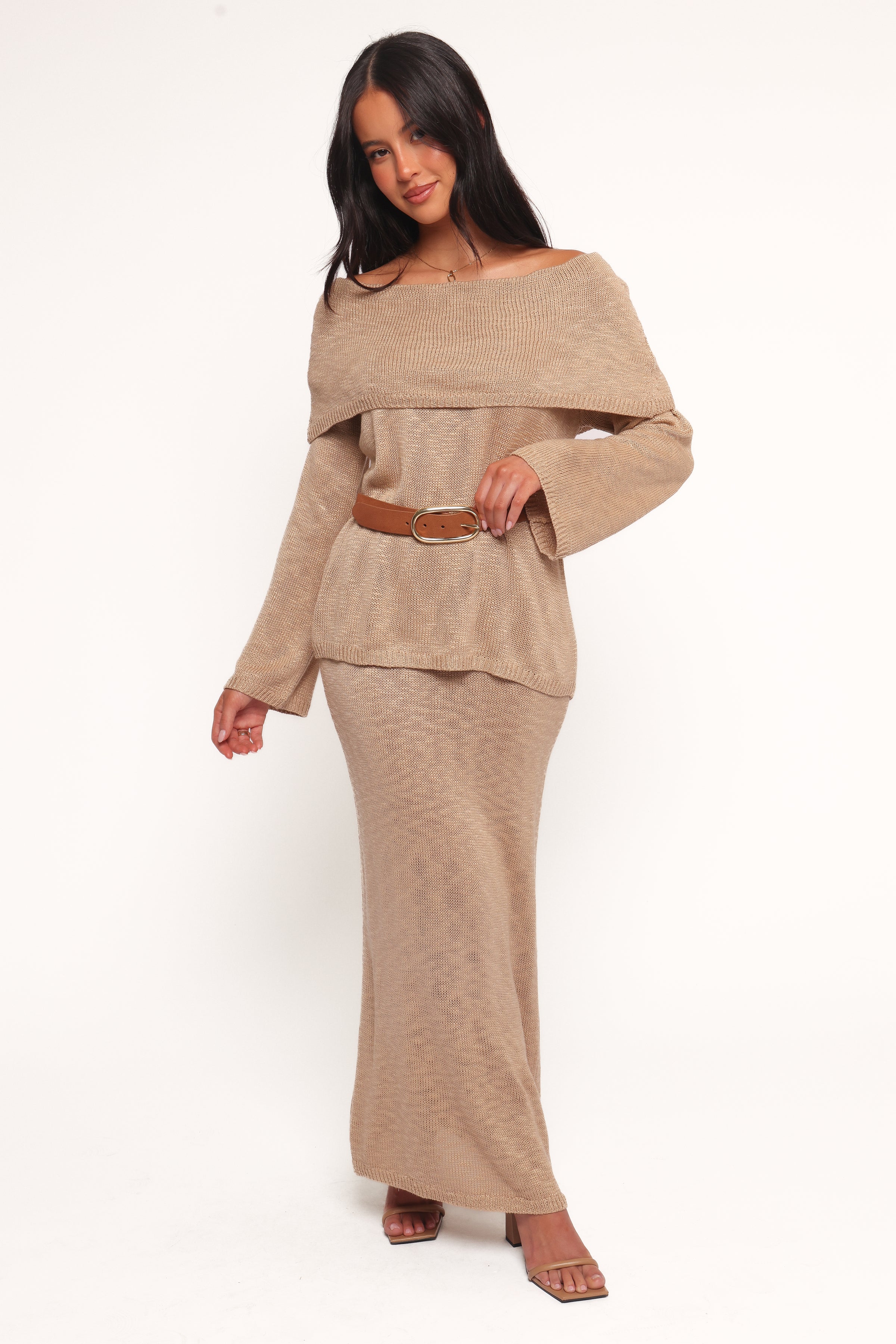 Indya Off Shoulder Top - Mocha