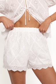 Bonnie Shorts - White Texture