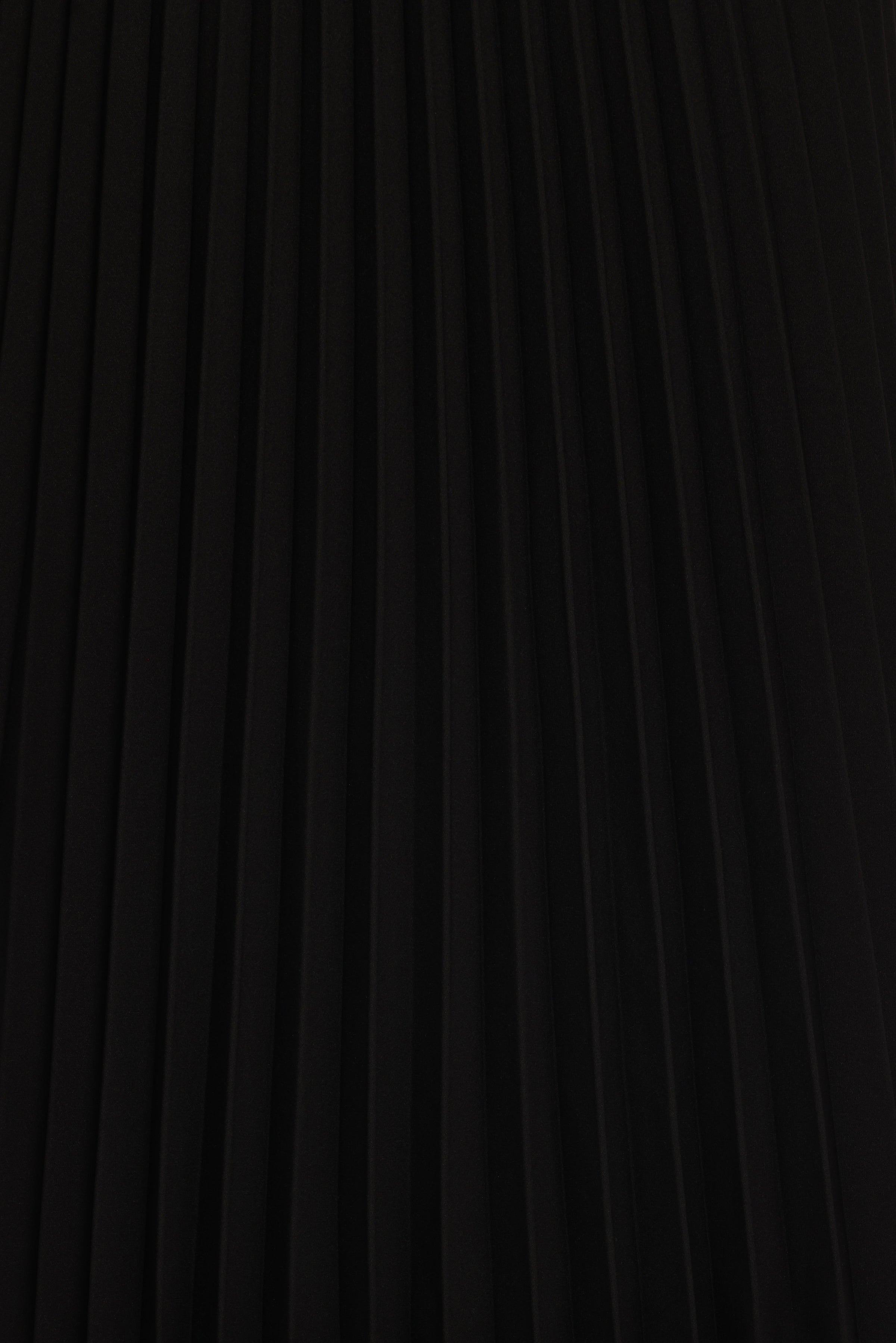 Liliana Pleated Midi Skirt - Black