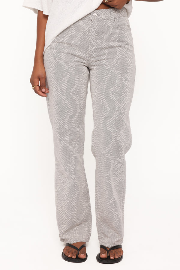 Rollas 90s Boyfriend Jeans - Python