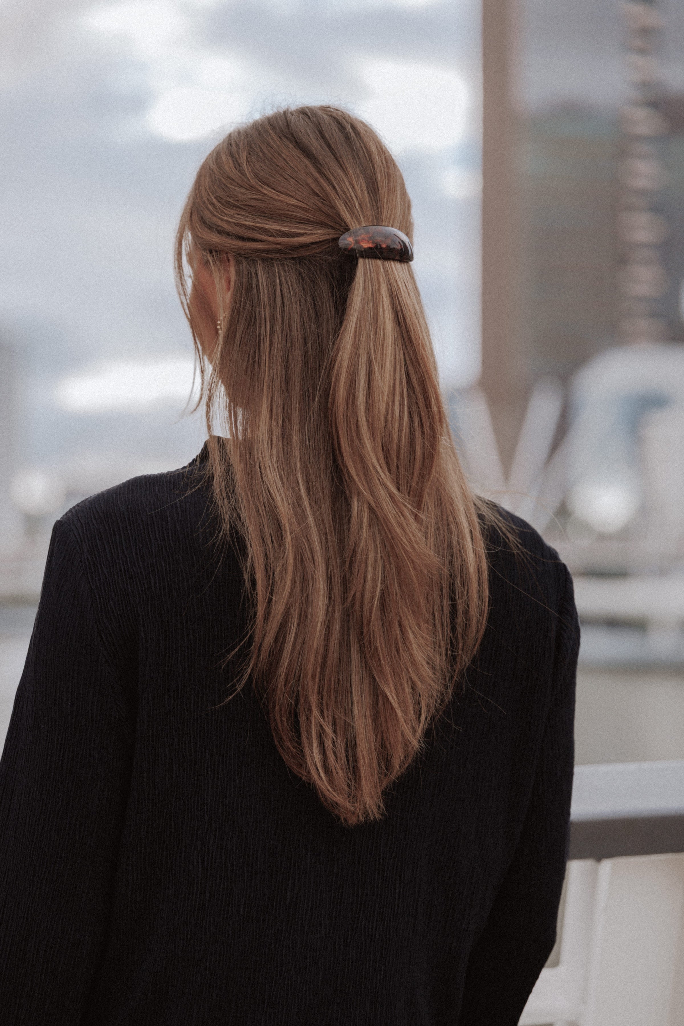 Sakara Hair Clip - Tort