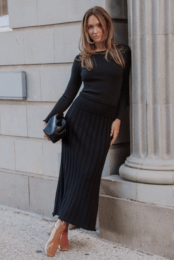 Vilma Knitted Pleated Midi Skirt - Black