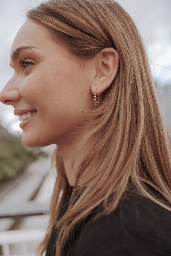 ACCESSORIES Chloe Hoop Earrings - Gold