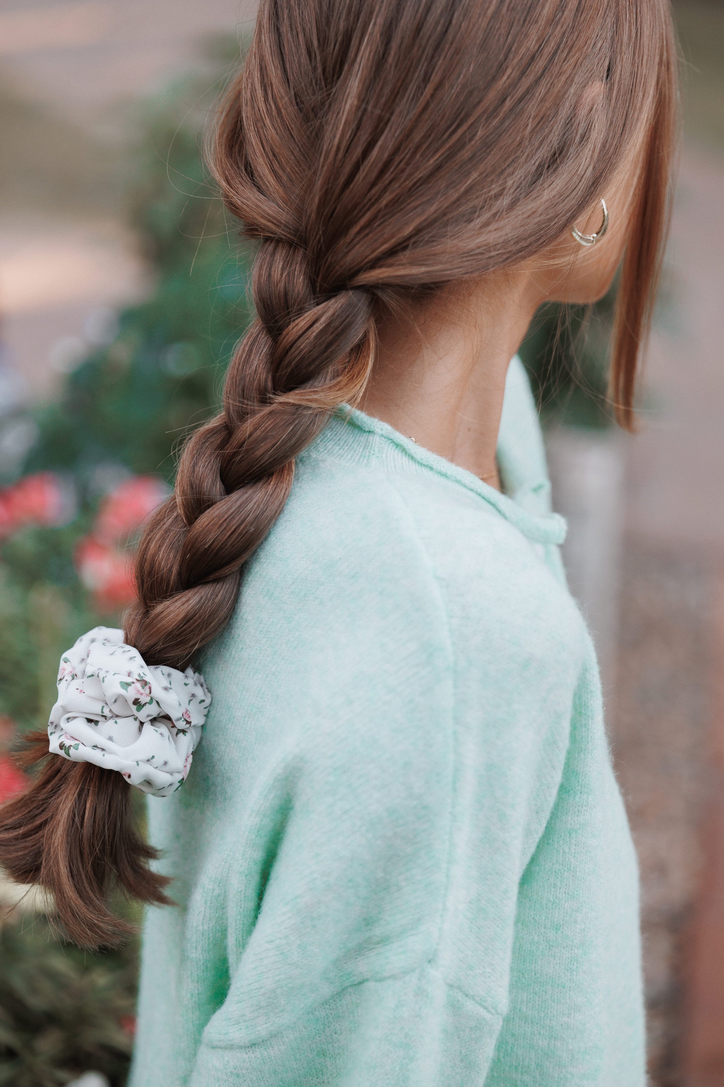 ACCESSORIES Lulu Scrunchie - White Floral