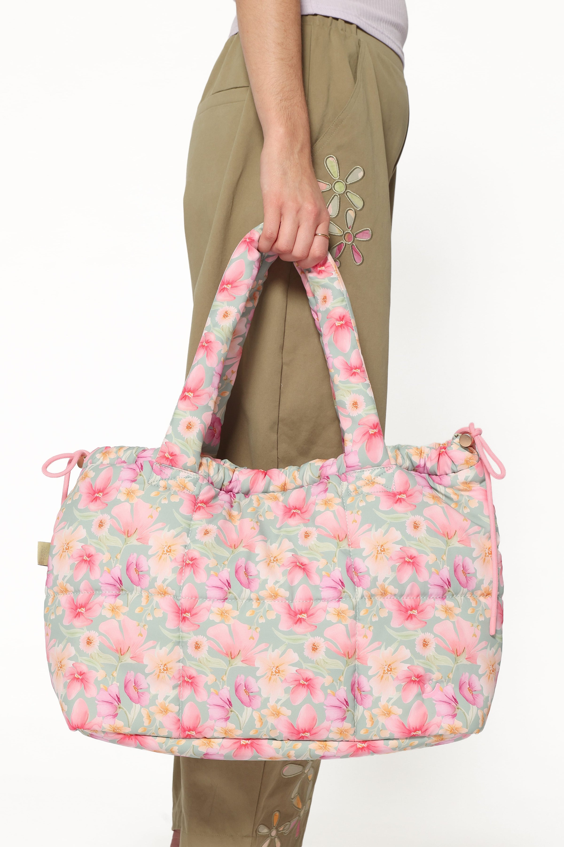 ACCESSORIES Marshmallow Midi Tote - Sage Wildflowers